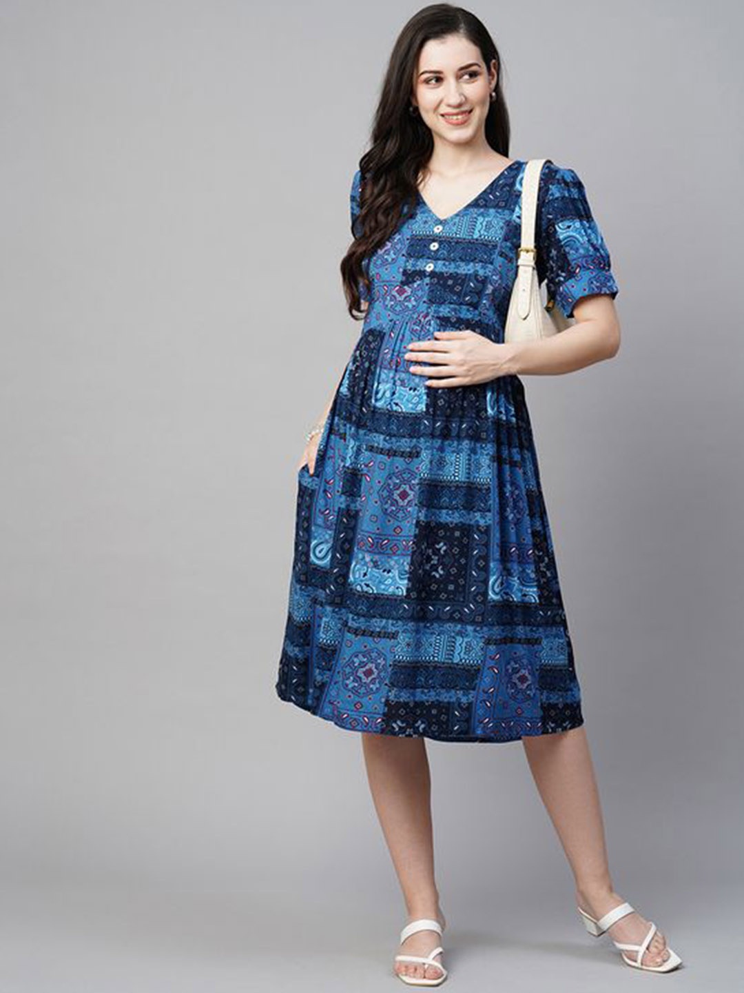 

MomToBe Maternity Feeding Fit & Flare Dresses, Navy blue