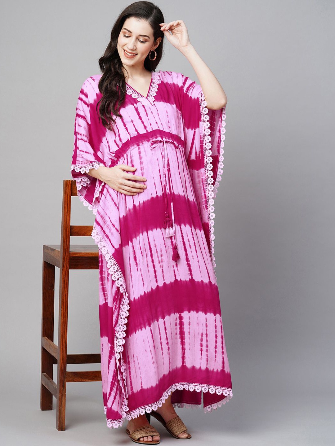 

MomToBe Tie & Dye Lace work Maternity Kaftan Dress, Pink