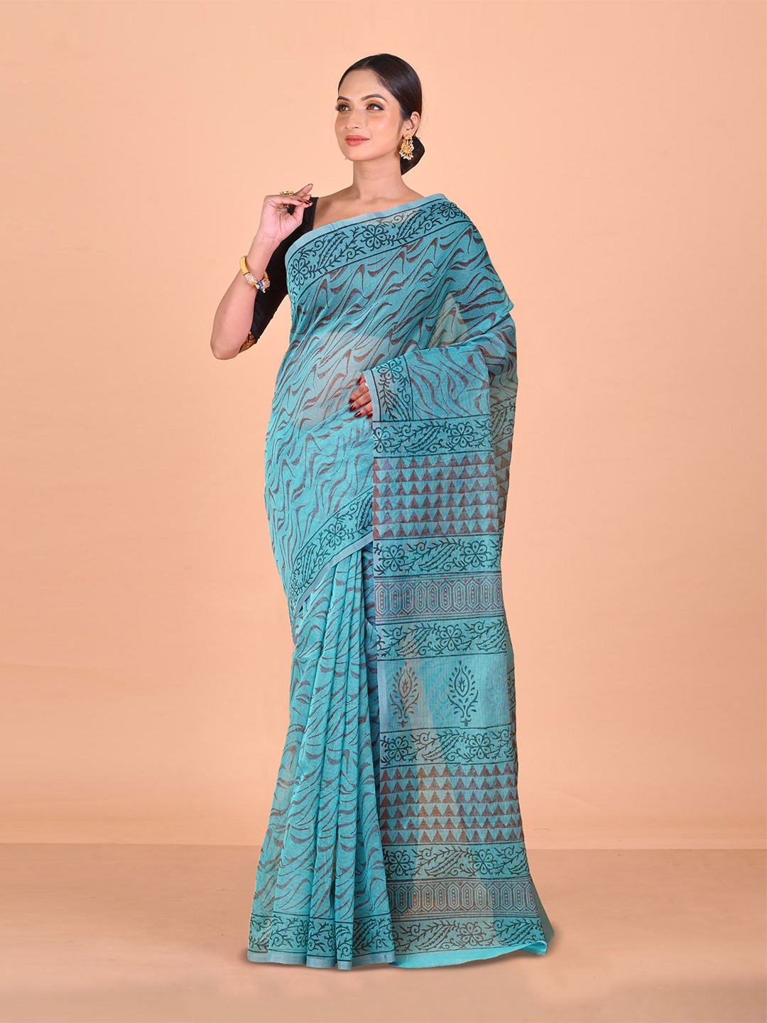 

Unnati Silks Ethnic Motifs Supernet Handloom Block Print Saree, Blue