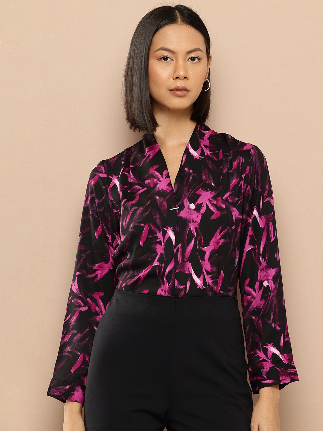 

her by invictus Floral Print Top, Black