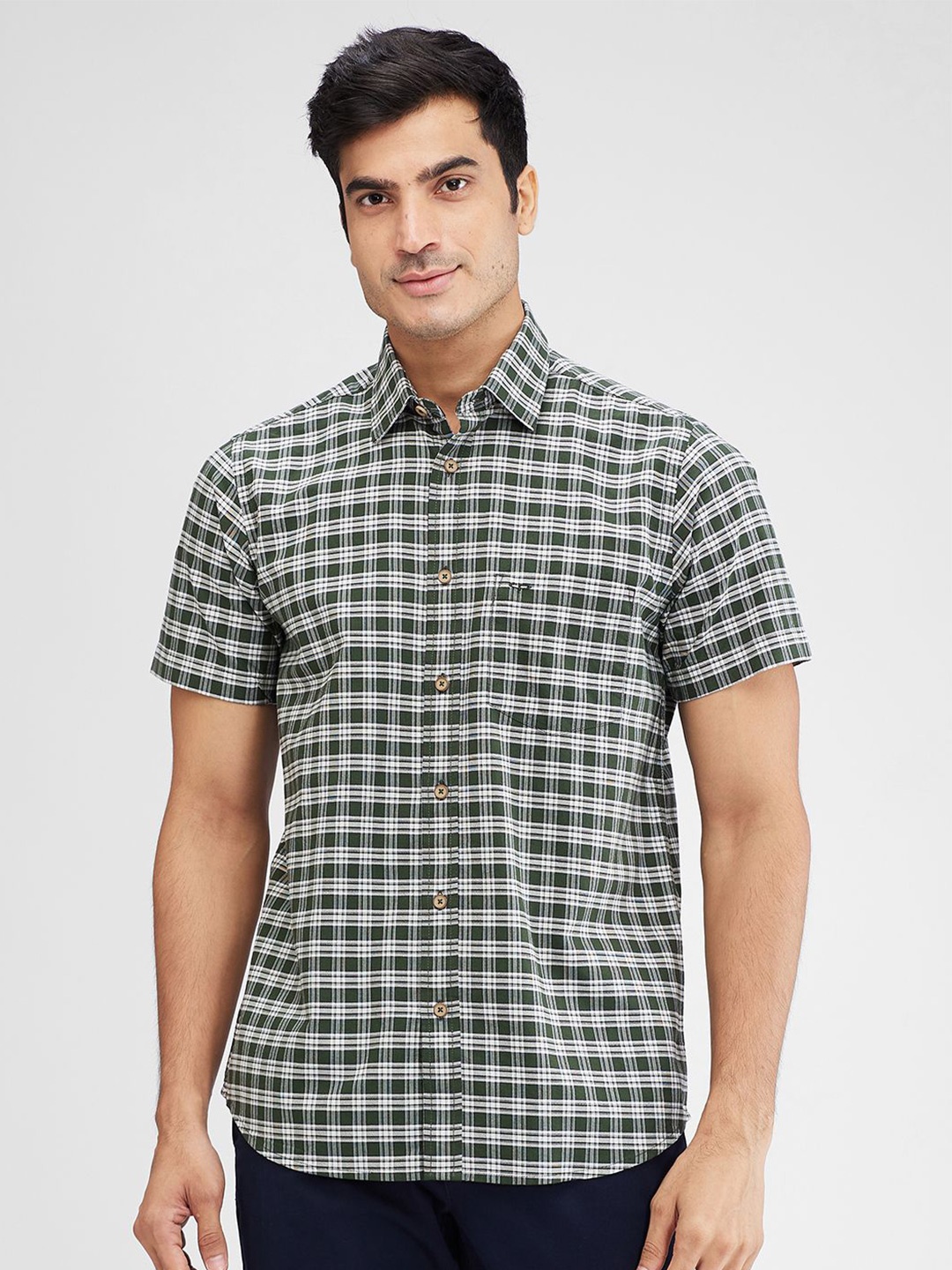 

ColorPlus Men Gingham Checks Opaque Casual Shirt, Green