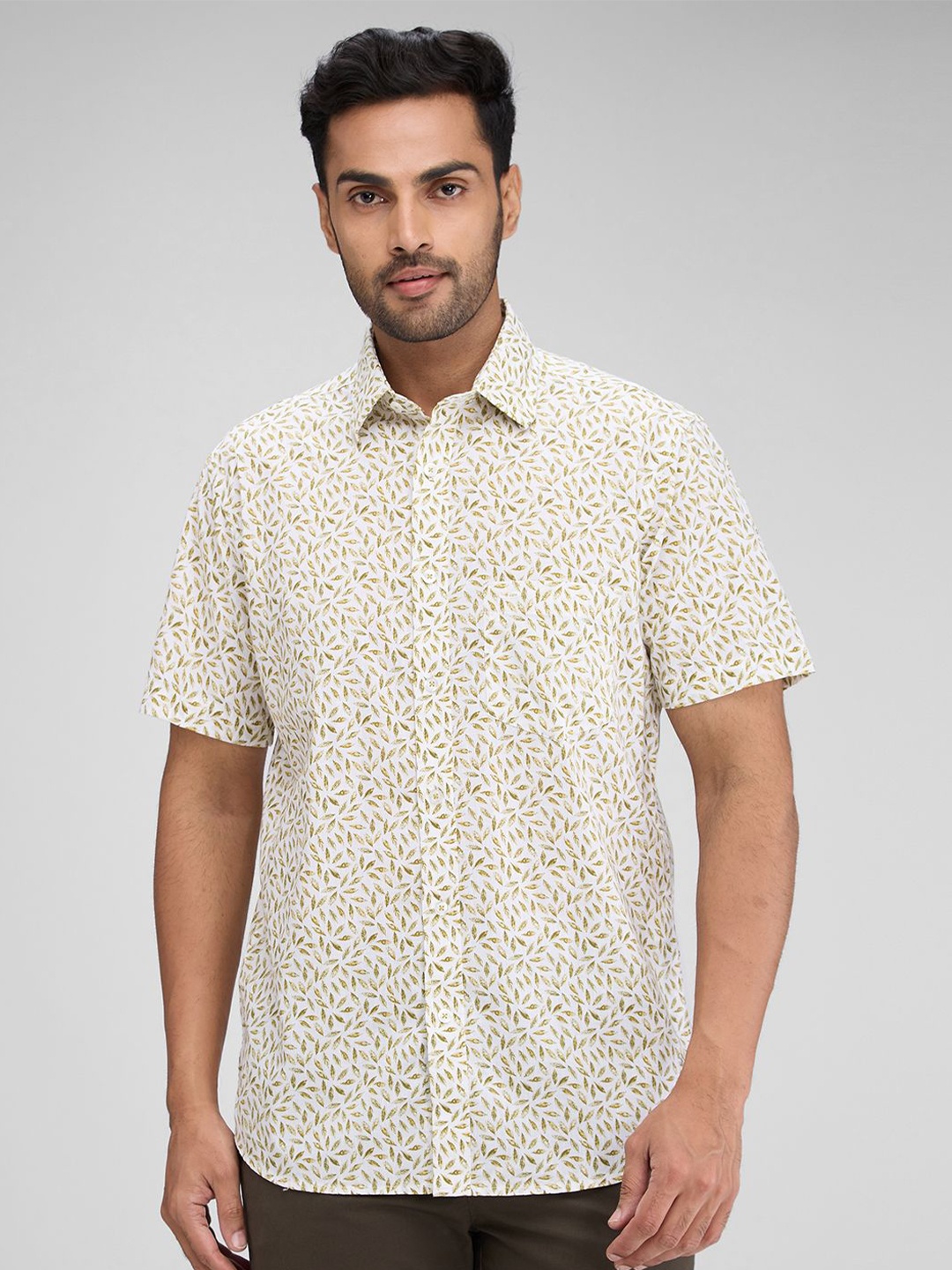 

ColorPlus Men Floral Printed Cotton Tailored Fit Opaque Casual Shirt, Green