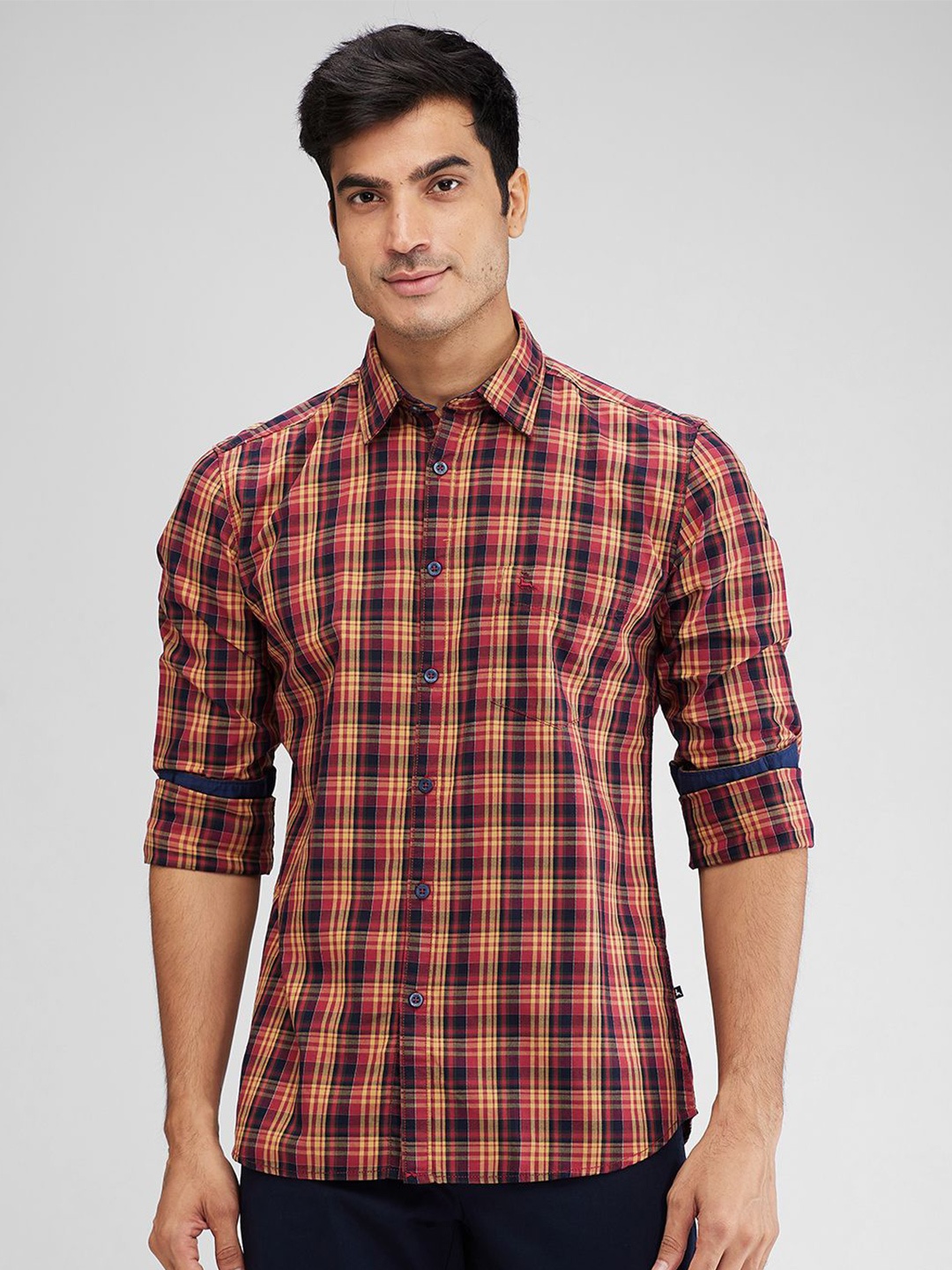 

Parx Men Spread Collar Tartan Checked Cotton Slim Fit Casual Shirt, Red