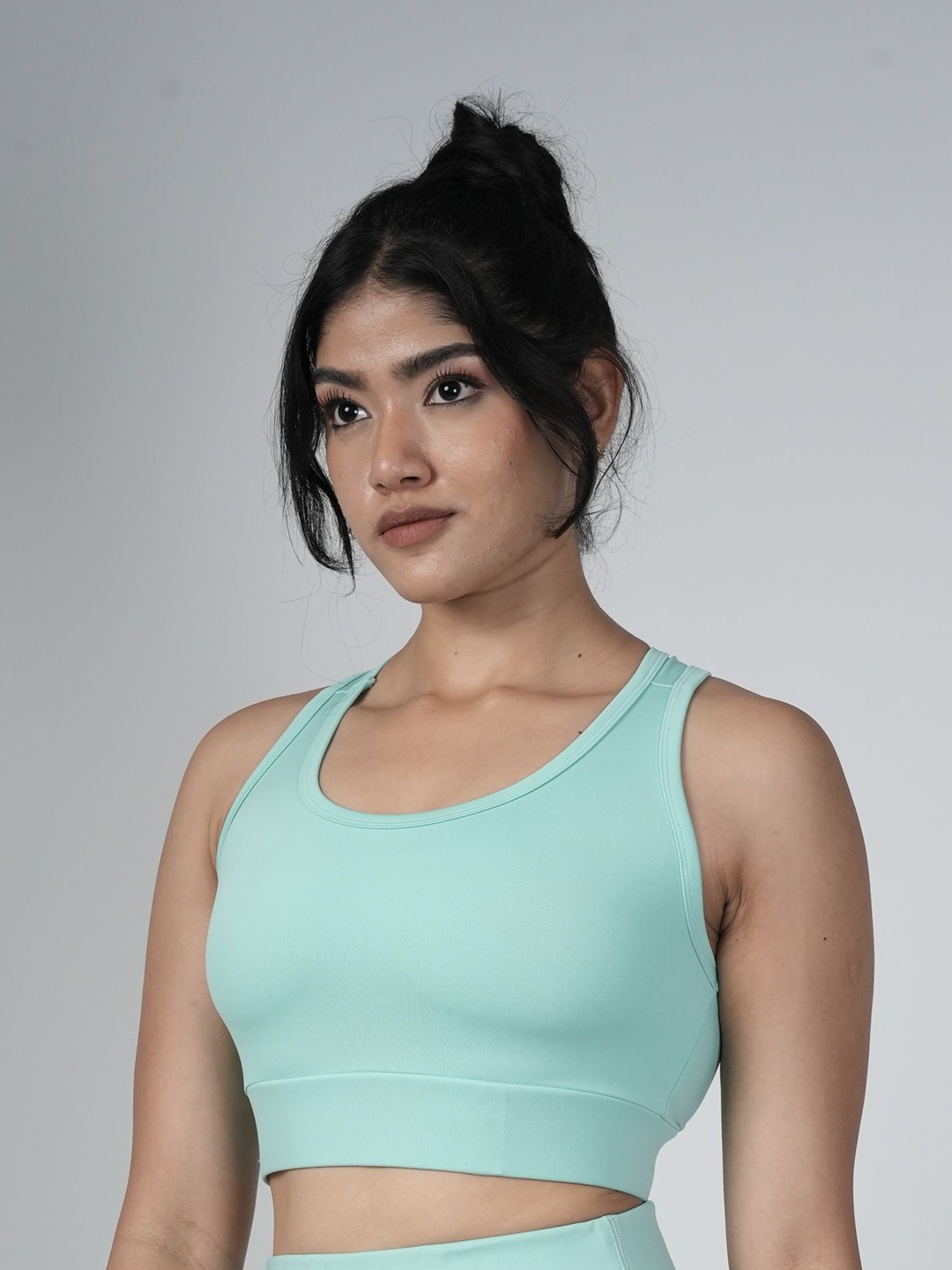 

THEFITTHEORY Women Full Coverage Sports Bra, Green