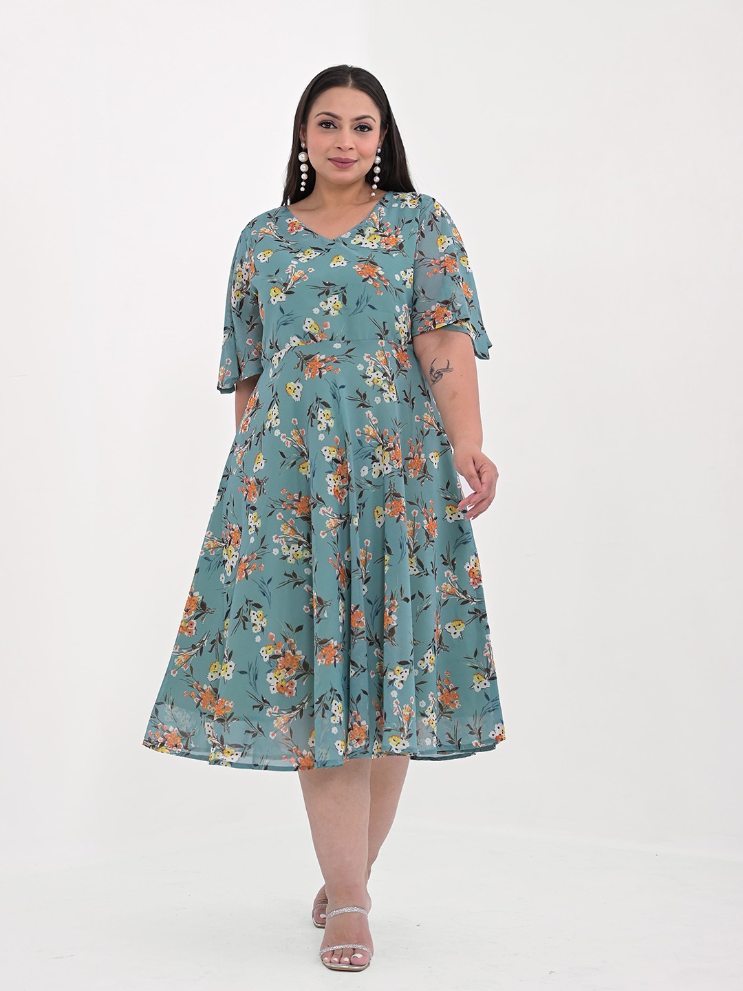 

Girly Girls Floral Printed Flared Sleeve Georgette A-Line Midi Dress, Sea green