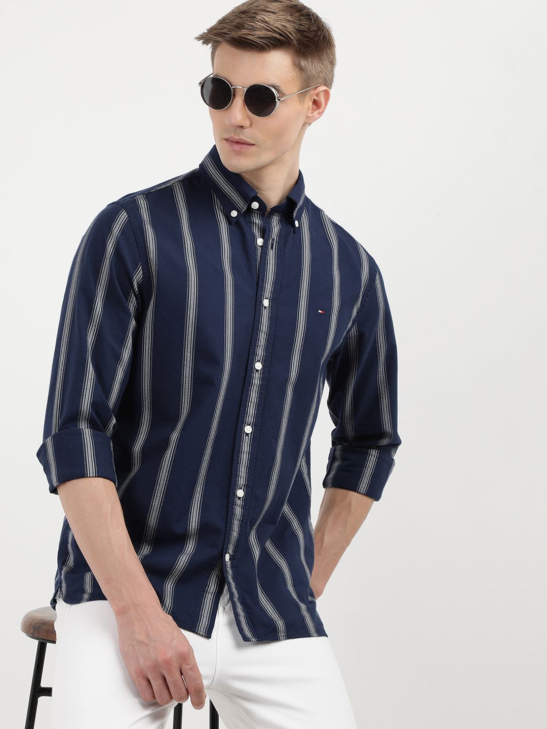 

Tommy Hilfiger Men Vertical Stripes Striped Opaque Casual Shirt, Blue