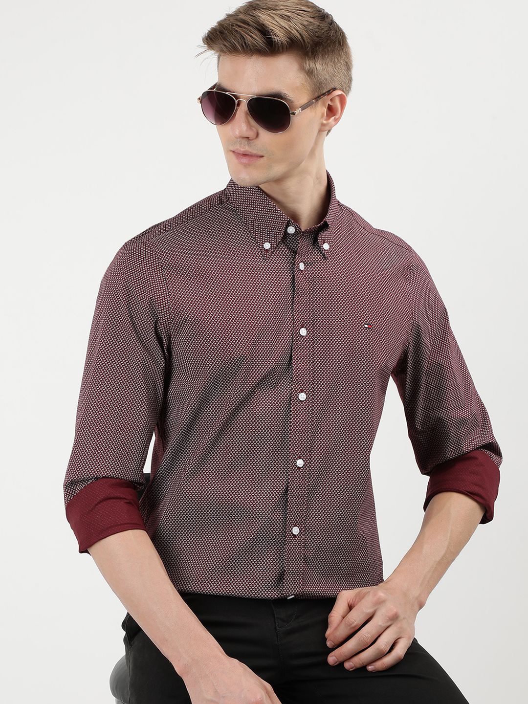

Tommy Hilfiger Men Micro Checks Checked Cotton Slim Fit Opaque Casual Shirt, Red