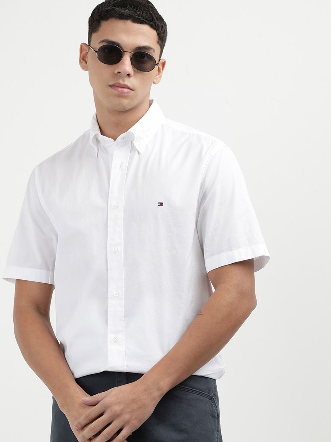 

Tommy Hilfiger Men Solid Opaque Casual Shirt, White