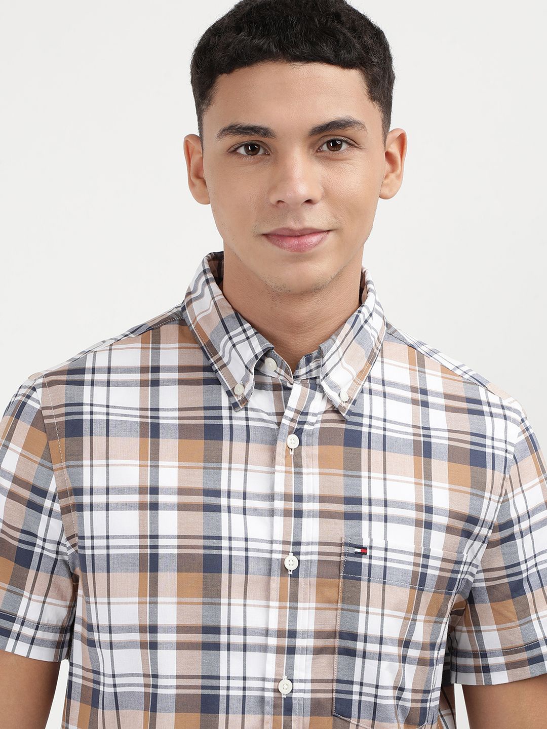 

Tommy Hilfiger Men Tartan Checks Checked Slim Fit Opaque Casual Shirt, Brown