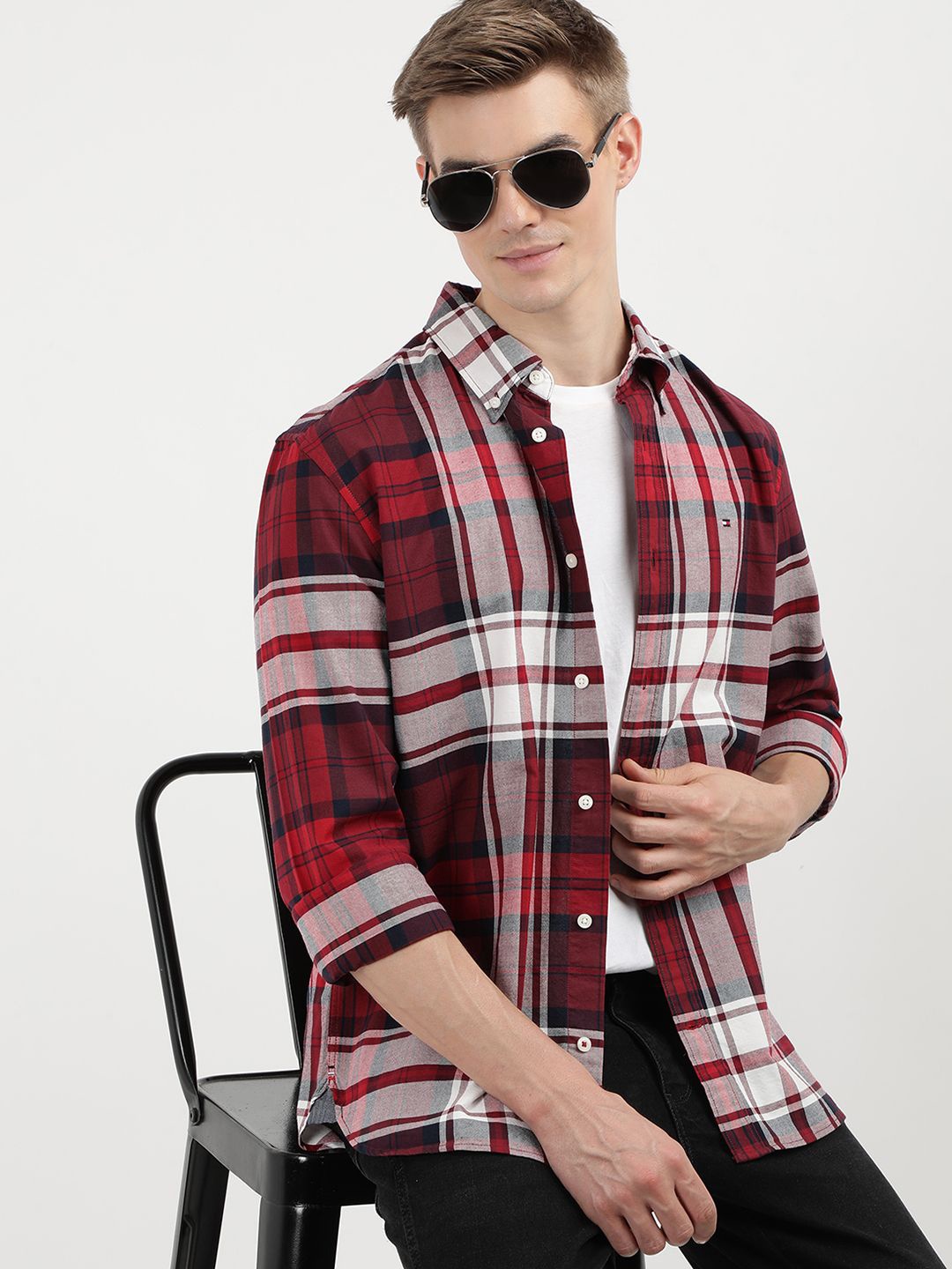 

Tommy Hilfiger Men Tartan Checks Checked Cotton Opaque Casual Shirt, Red