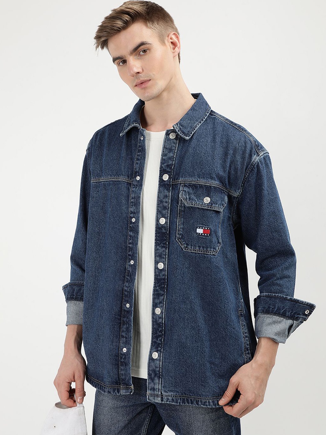 

Tommy Hilfiger Men Solid Opaque Casual Shirt, Blue