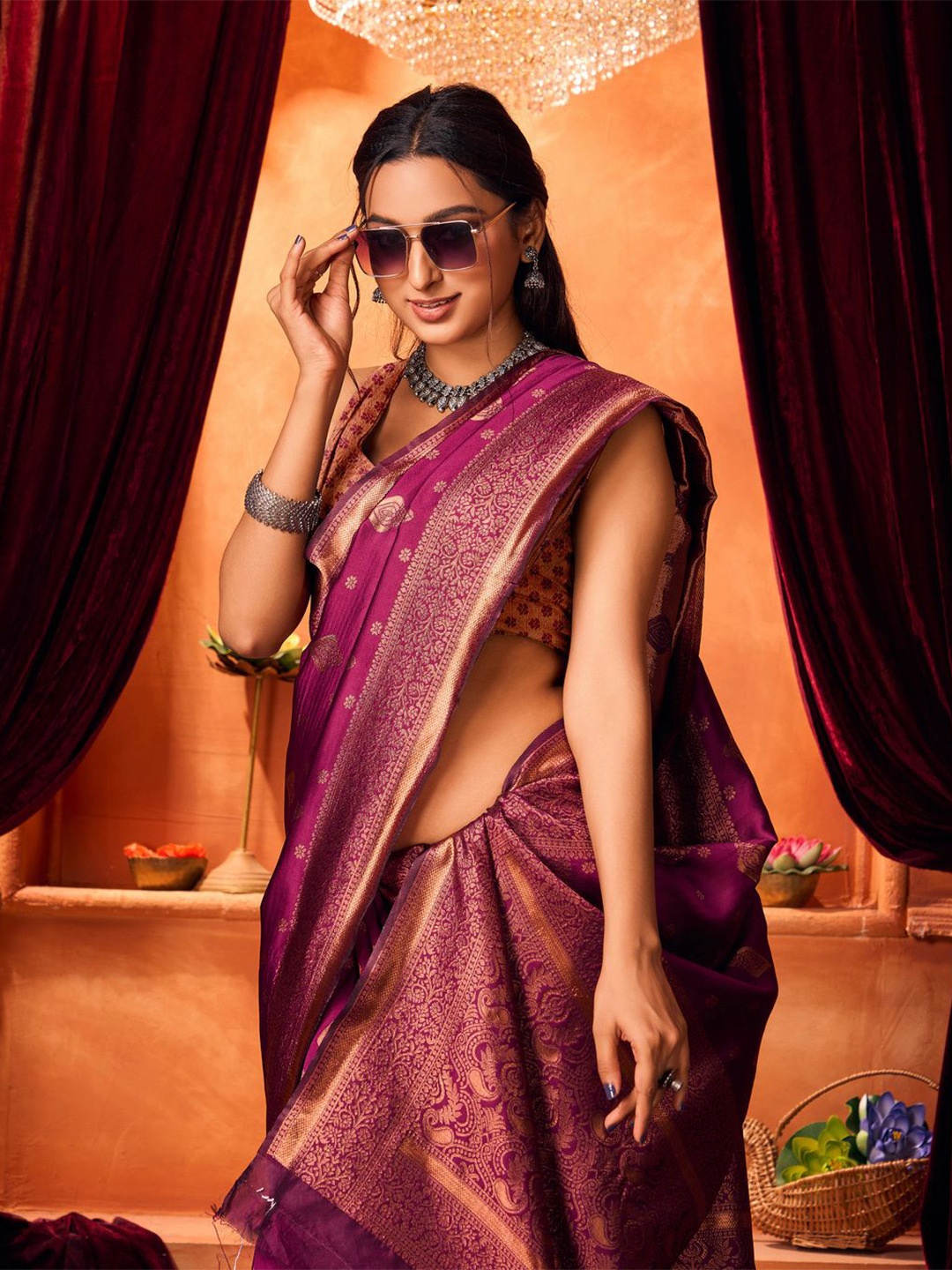 

Mitera Woven Design Zari Banarasi Saree, Purple