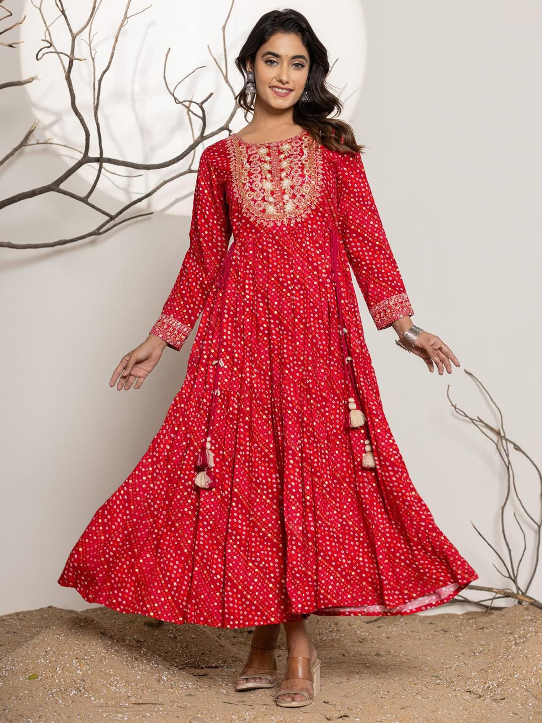 

FASHION DWAR Ethnic Motifs Printed Fit and Flare Maxi Dress, Red