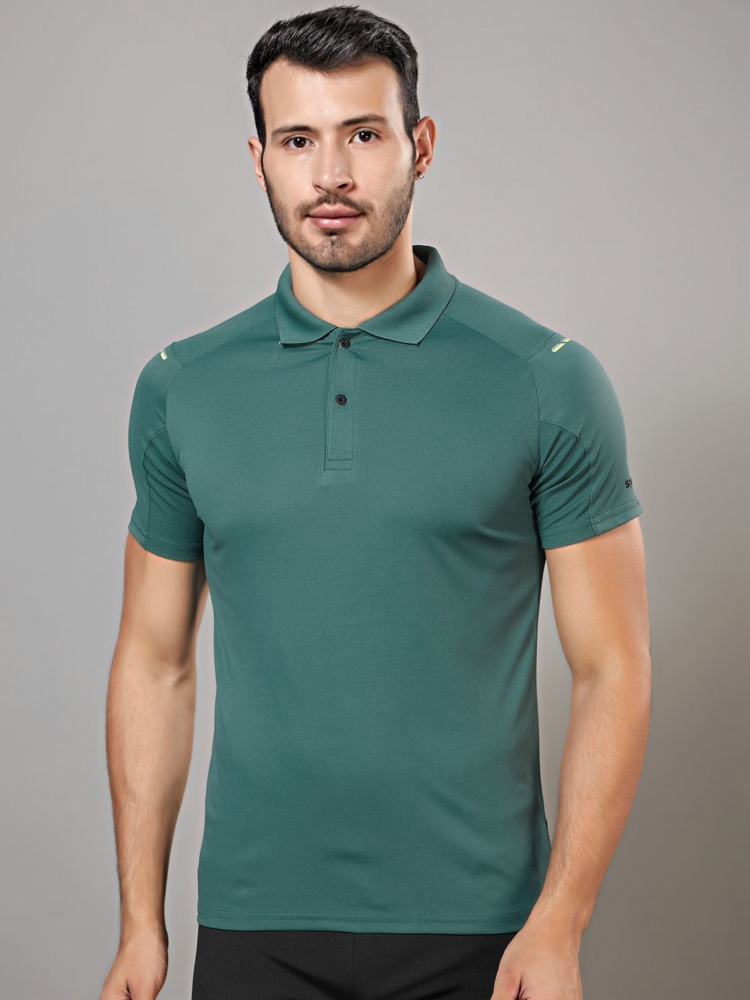 

SPORT SUN Men Dri-FIT Solid Polo Collar Polyester Tshirt, Green