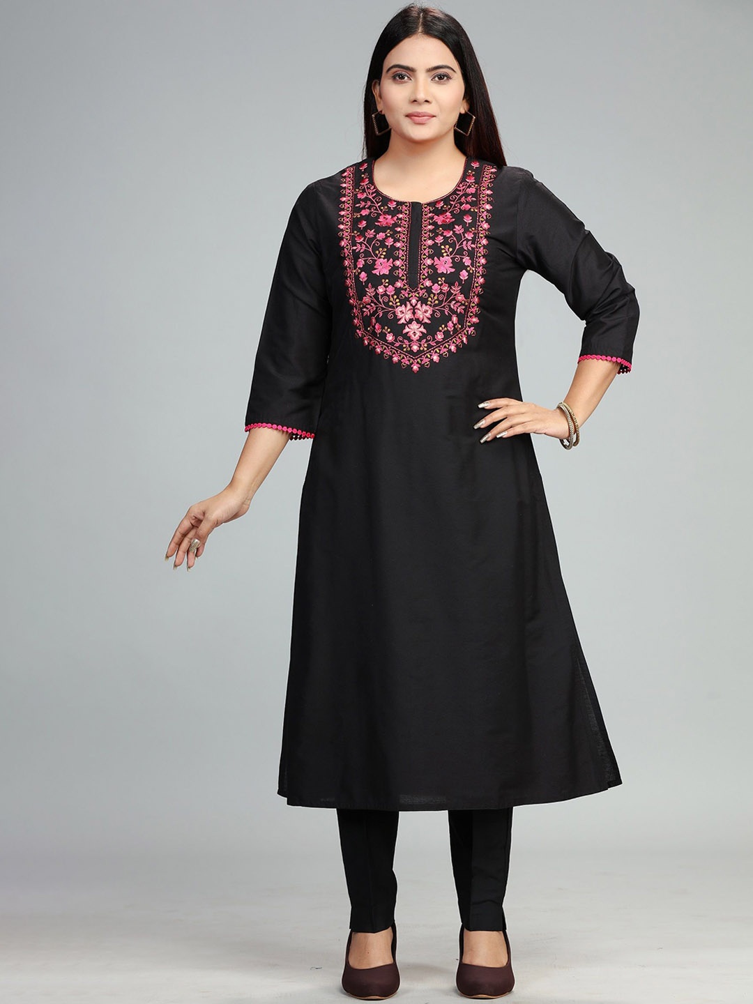 

COTTON CULTURE Floral Embroidered Pure Cotton Straight Kurta With Trouser, Black