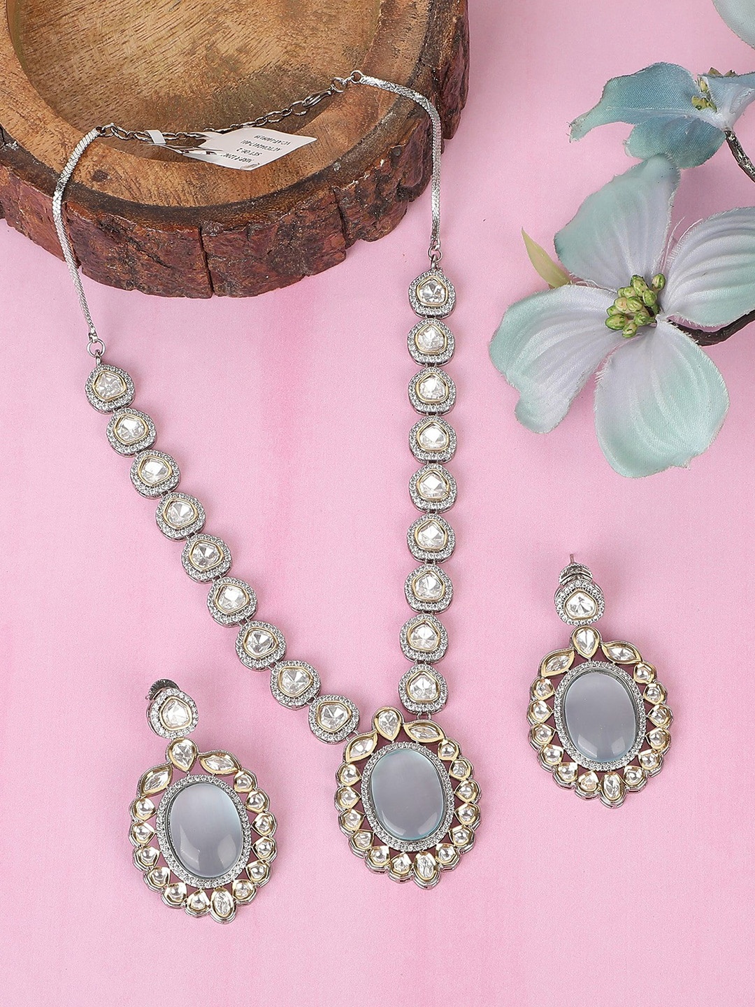 

AURAA TRENDS Rhodium-Plated AD-Studded Necklace and Earrings, Silver