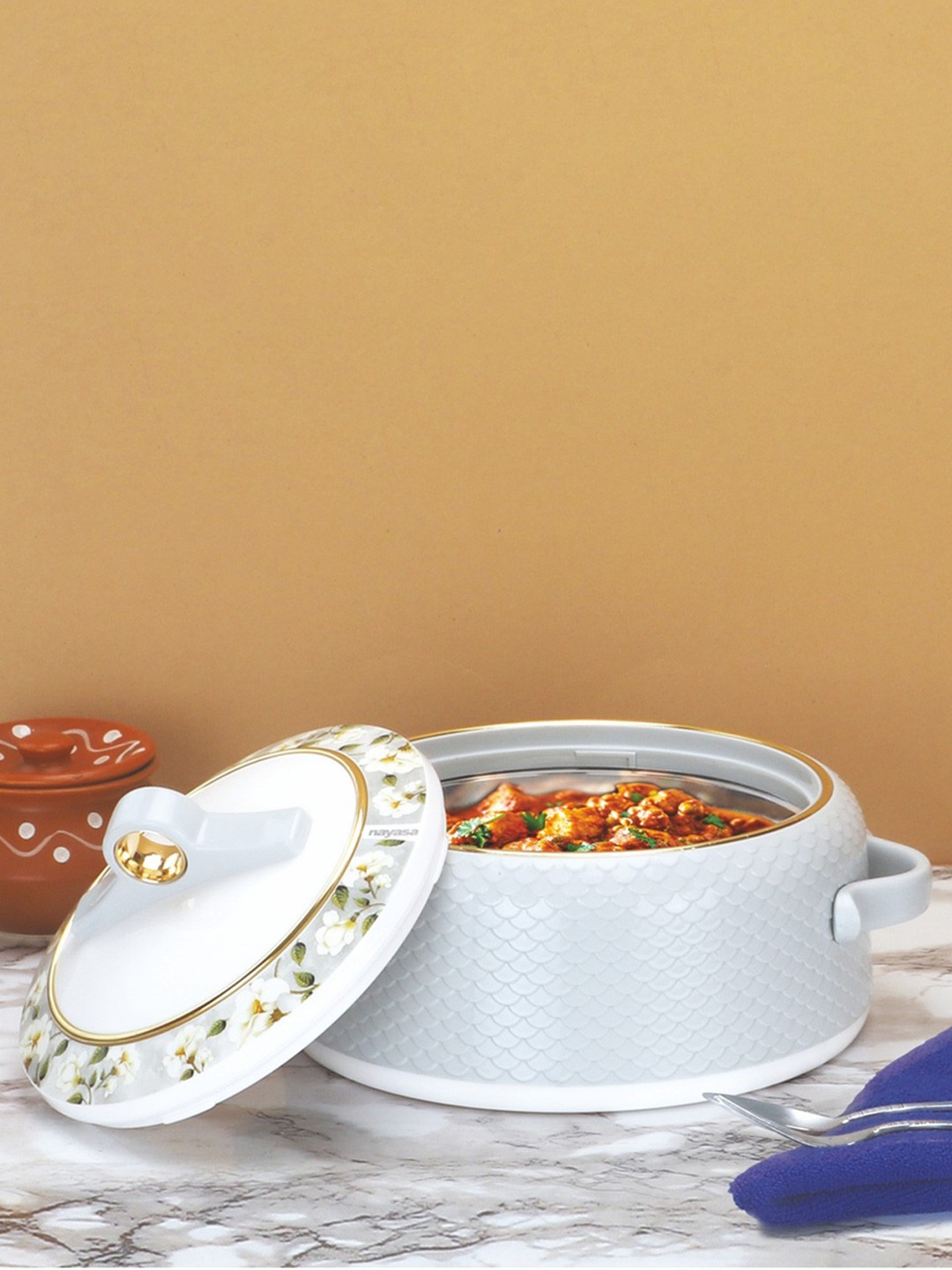 

Nayasa Grey Insulated Serving Casserole With Lid 2L