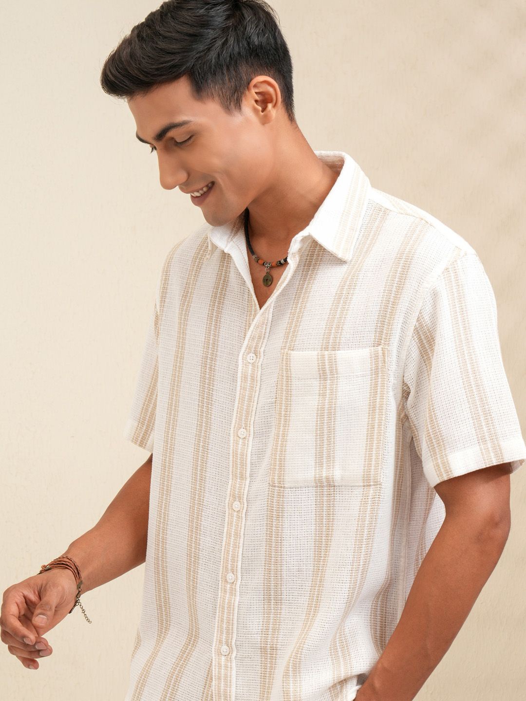 

LOCOMOTIVE Men Cutaway Collar Vertical Striped Cotton Oversized Casual Shirt, Cream