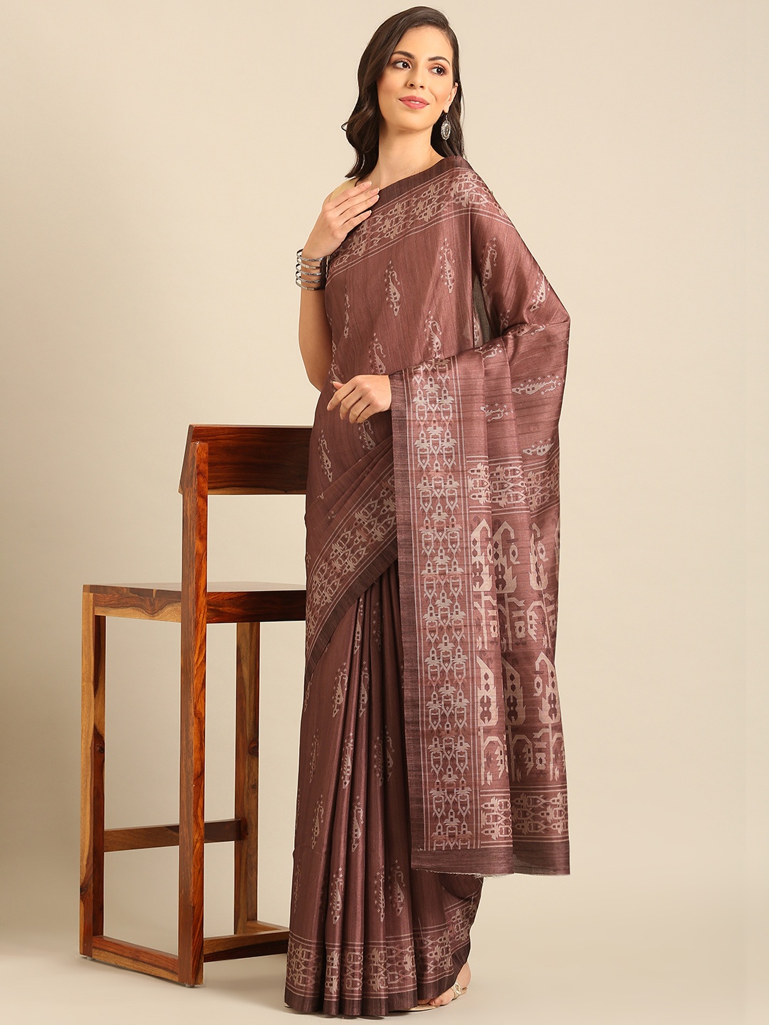 

SANGAM PRINTS Abstract Printed Saree, Burgundy