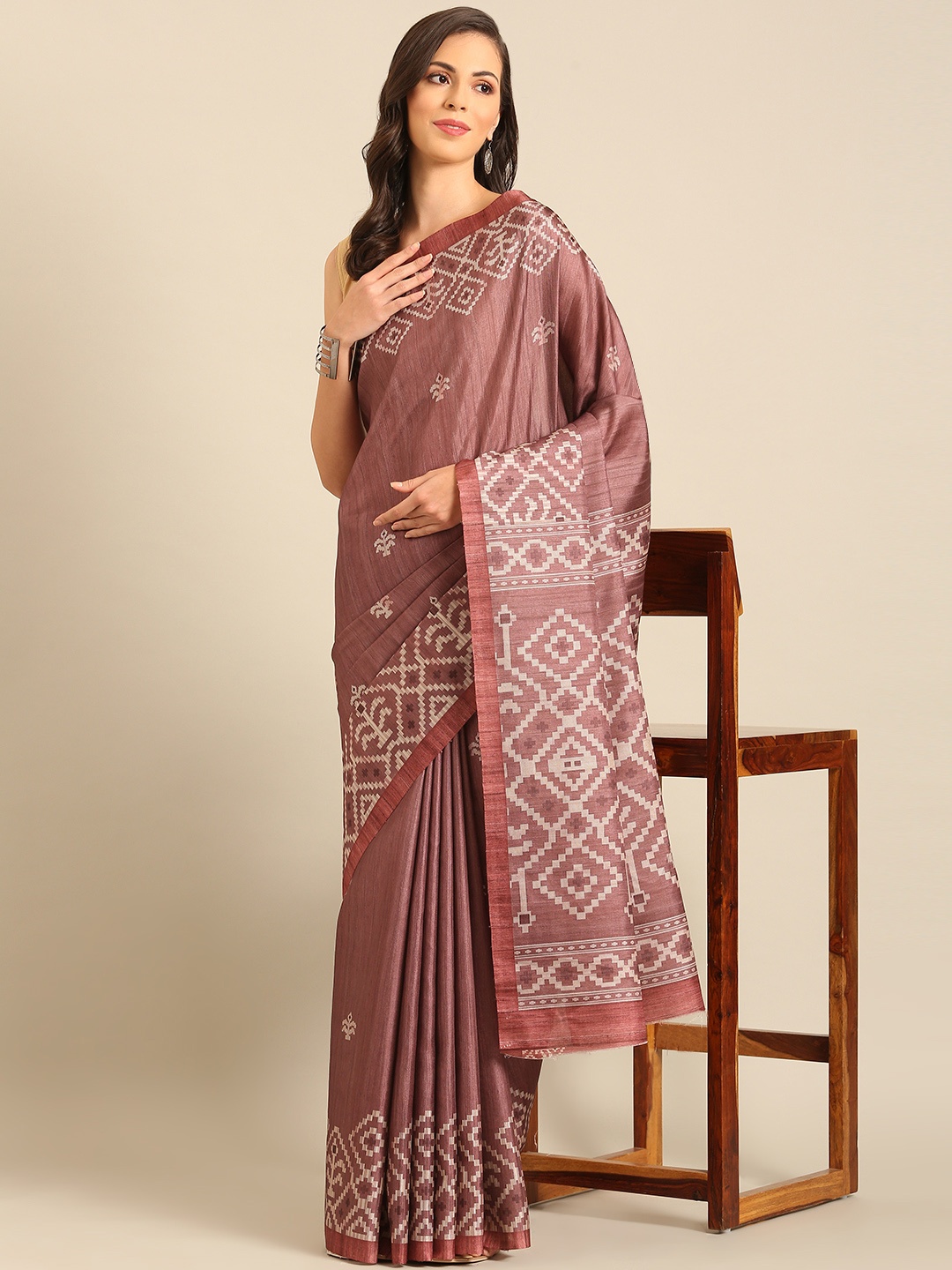 

SANGAM PRINTS Geometric Printed Saree, Burgundy