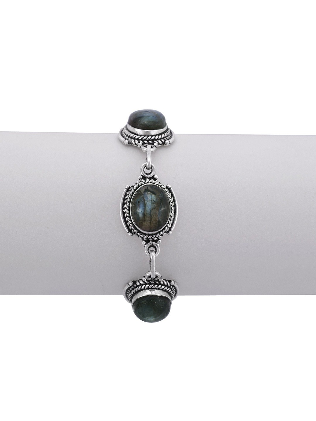 

Exotic India Labradorite Gemstone Stylish Sterling Silver Bracelet