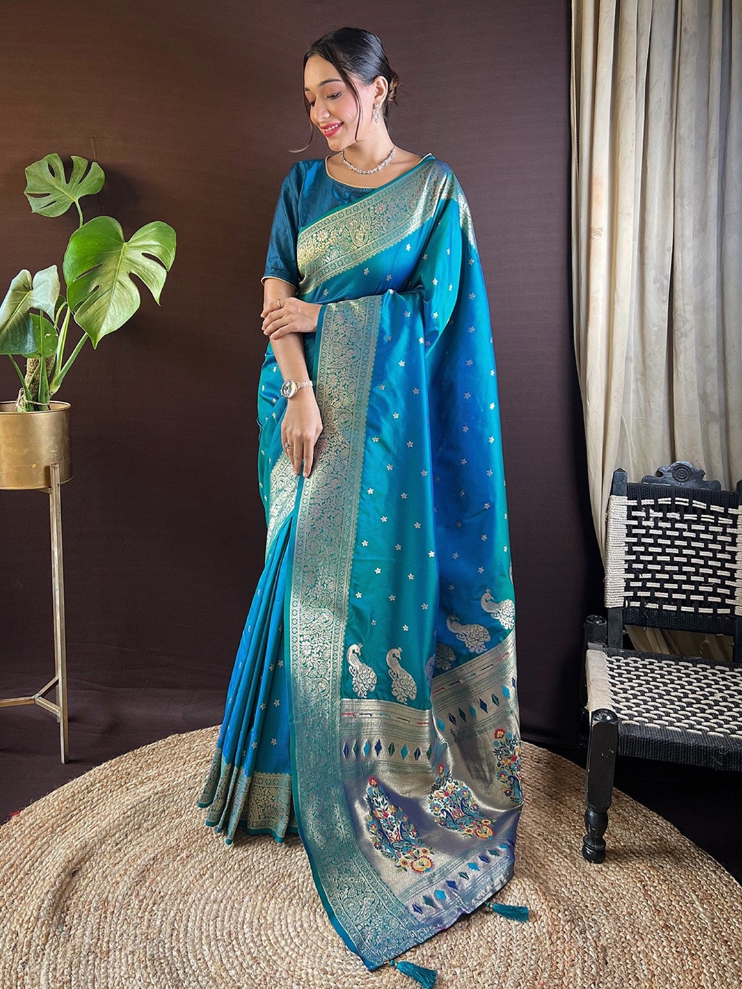 

Panzora Woven Design Zari Paithani Saree, Blue