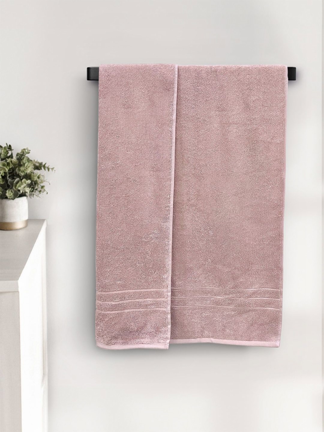 

Myntra Elegant Homes Coral Cotton 650 GSM Bath Towel