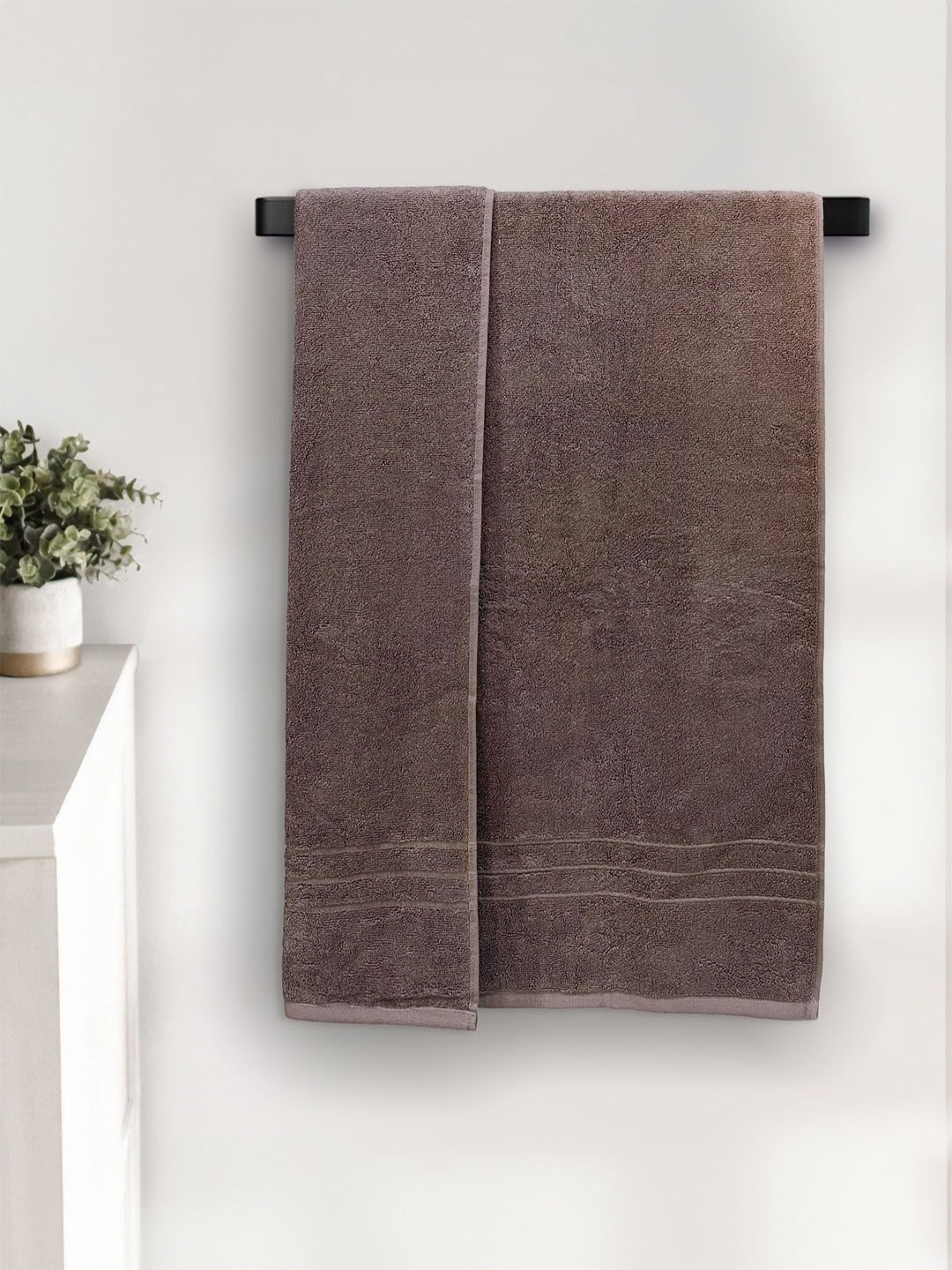 

Myntra Elegant Homes Brown Cotton 650 GSM Bath Towel