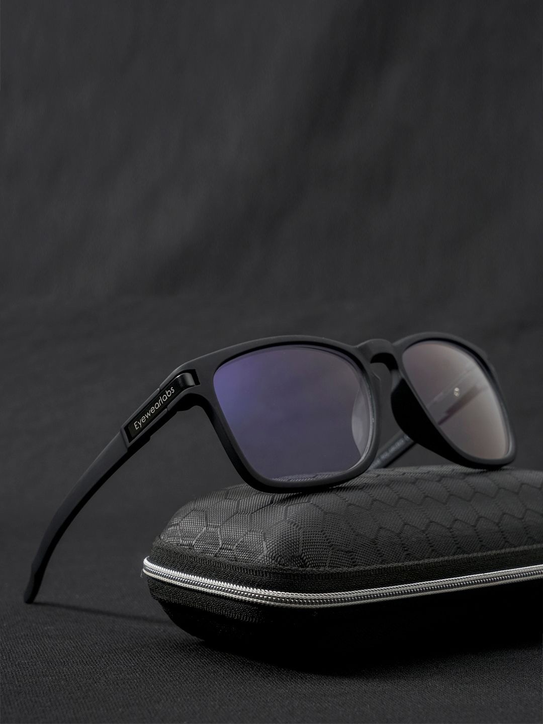 

Eyewearlabs Unisex Full Rim Wayfarer Frames, Black