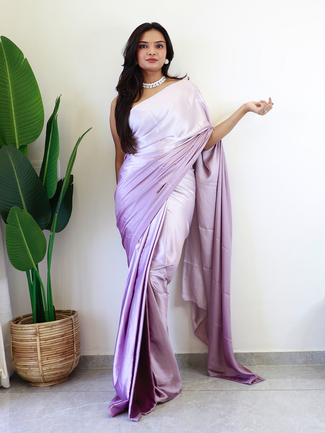 

Reeta Fashion Ombre Ready to Wear Saree, Lavender