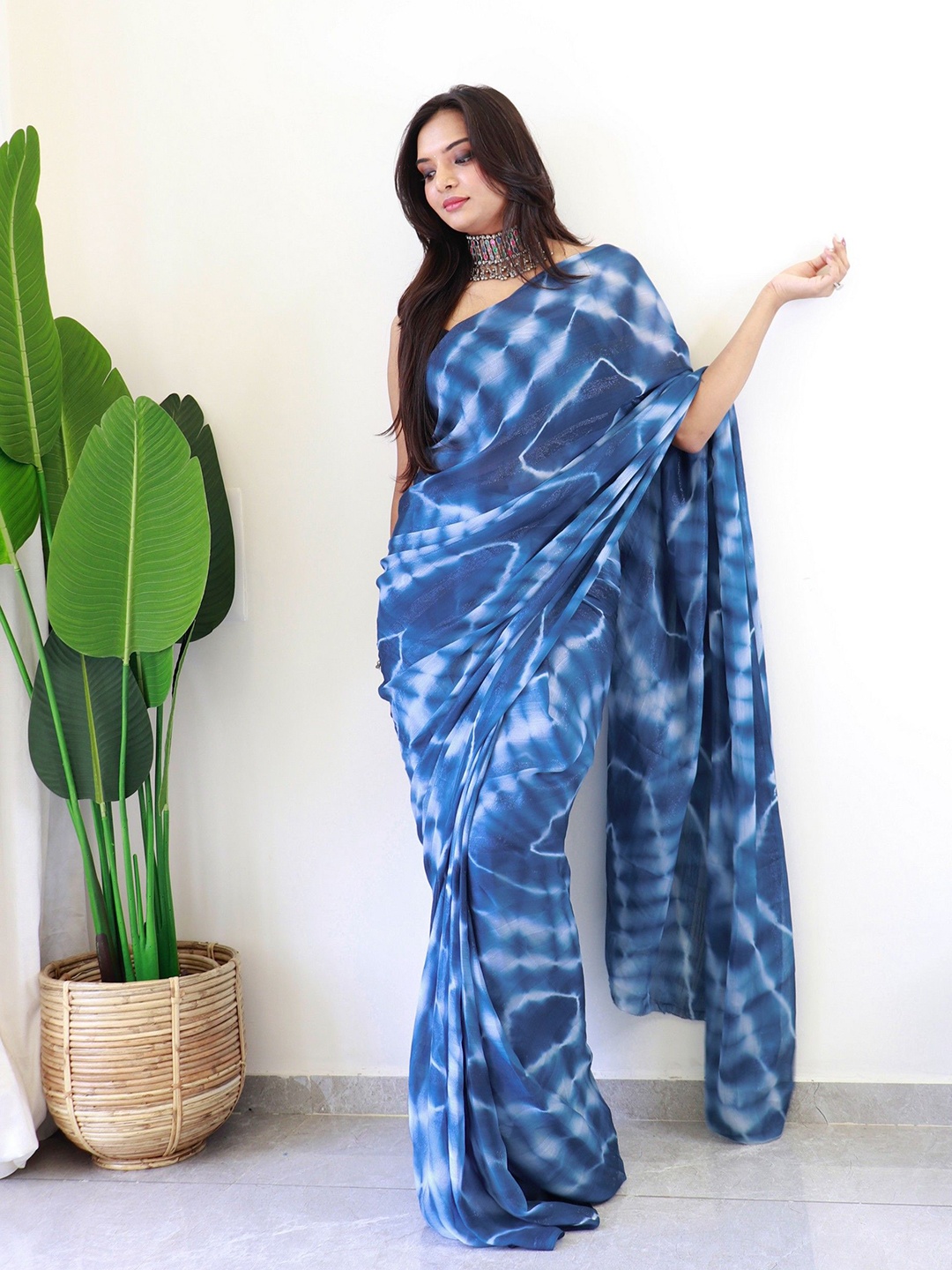 

Reeta Fashion Tie and Dye Ready to Wear Saree, Teal