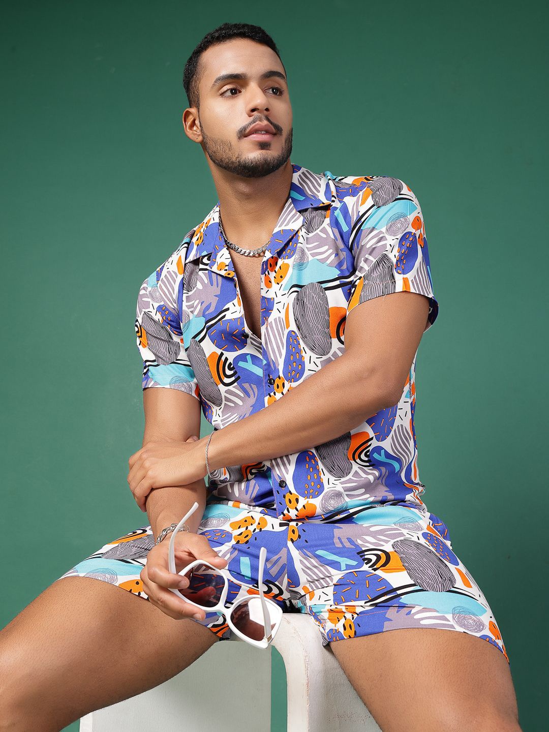 

Rigo Abstract Printed Cuban Collar Shirt With Shorts, White