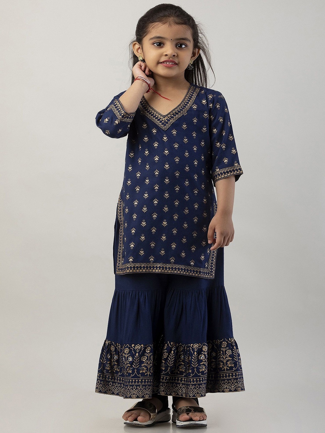 

BAESD Girls Ethnic Motifs Printed Straight Kurta with Sharara, Blue