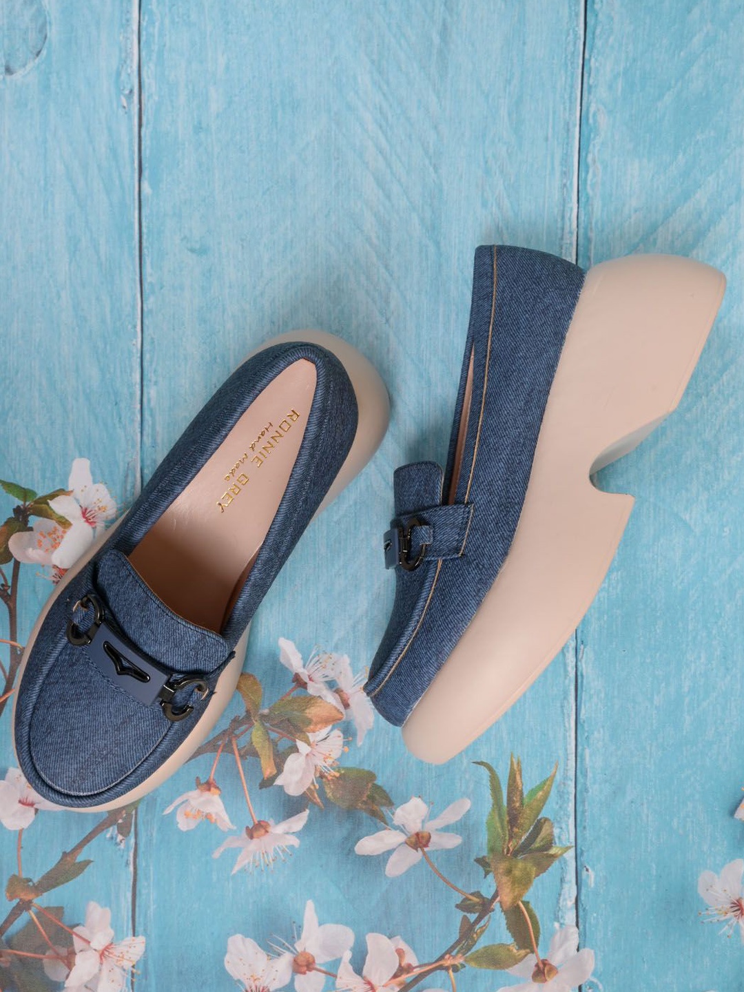 

Ronnie Grey Women Solid Wedge Heel Loafers, Blue