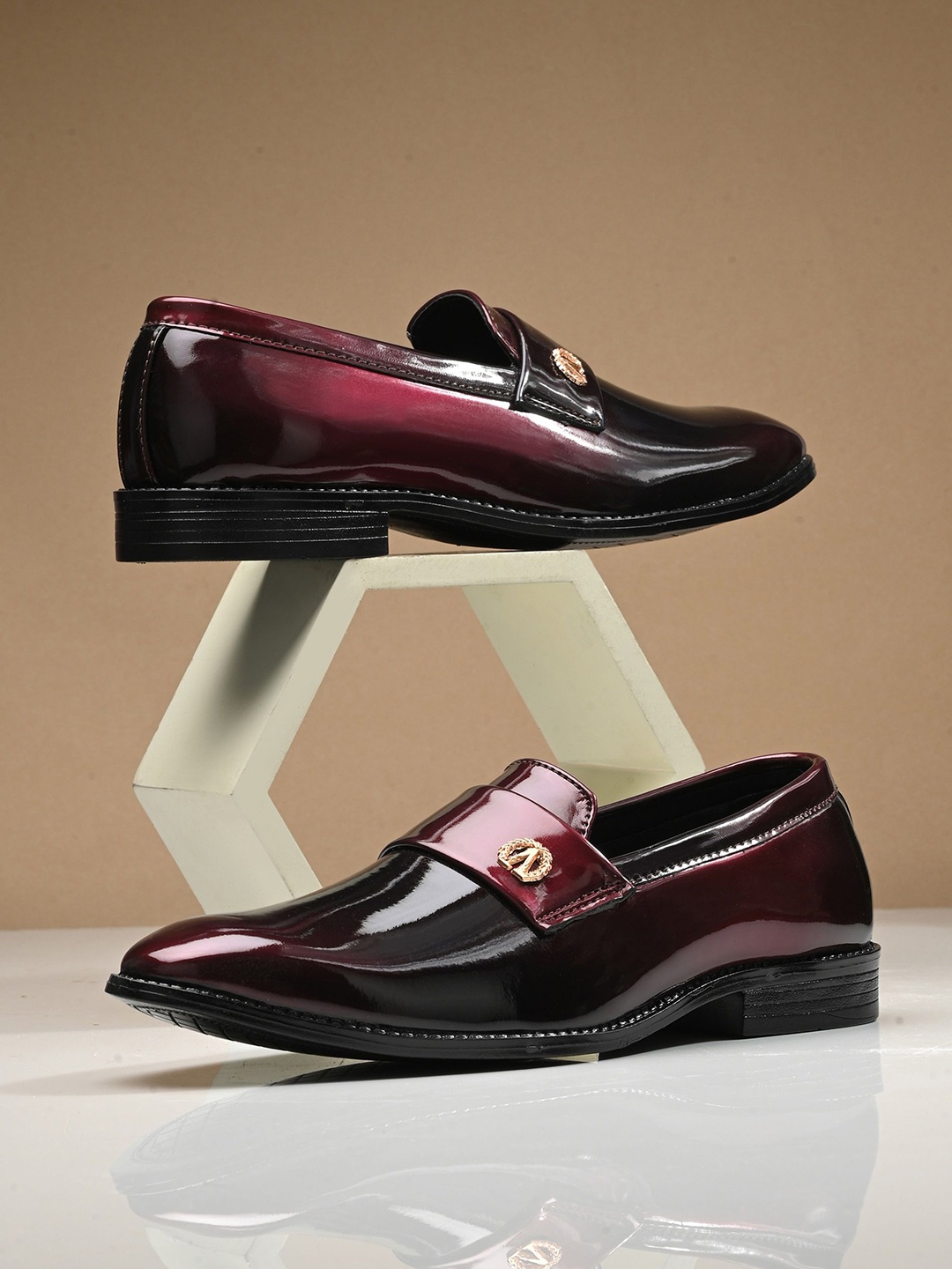 

port Men Formal Slip-Ons Shoes, Black