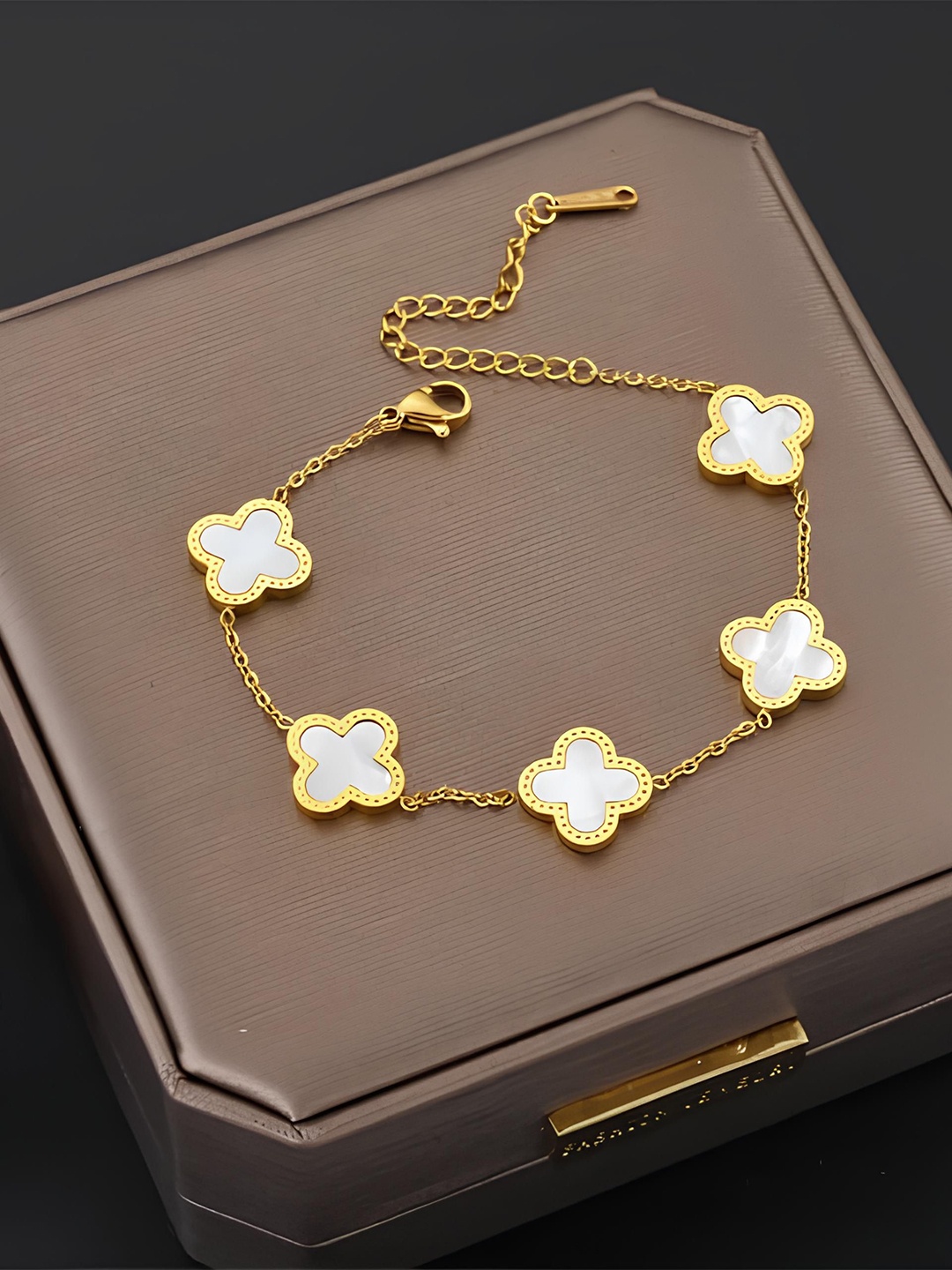 

KARISHMA KREATIONS Gold-Plated Link Bracelet