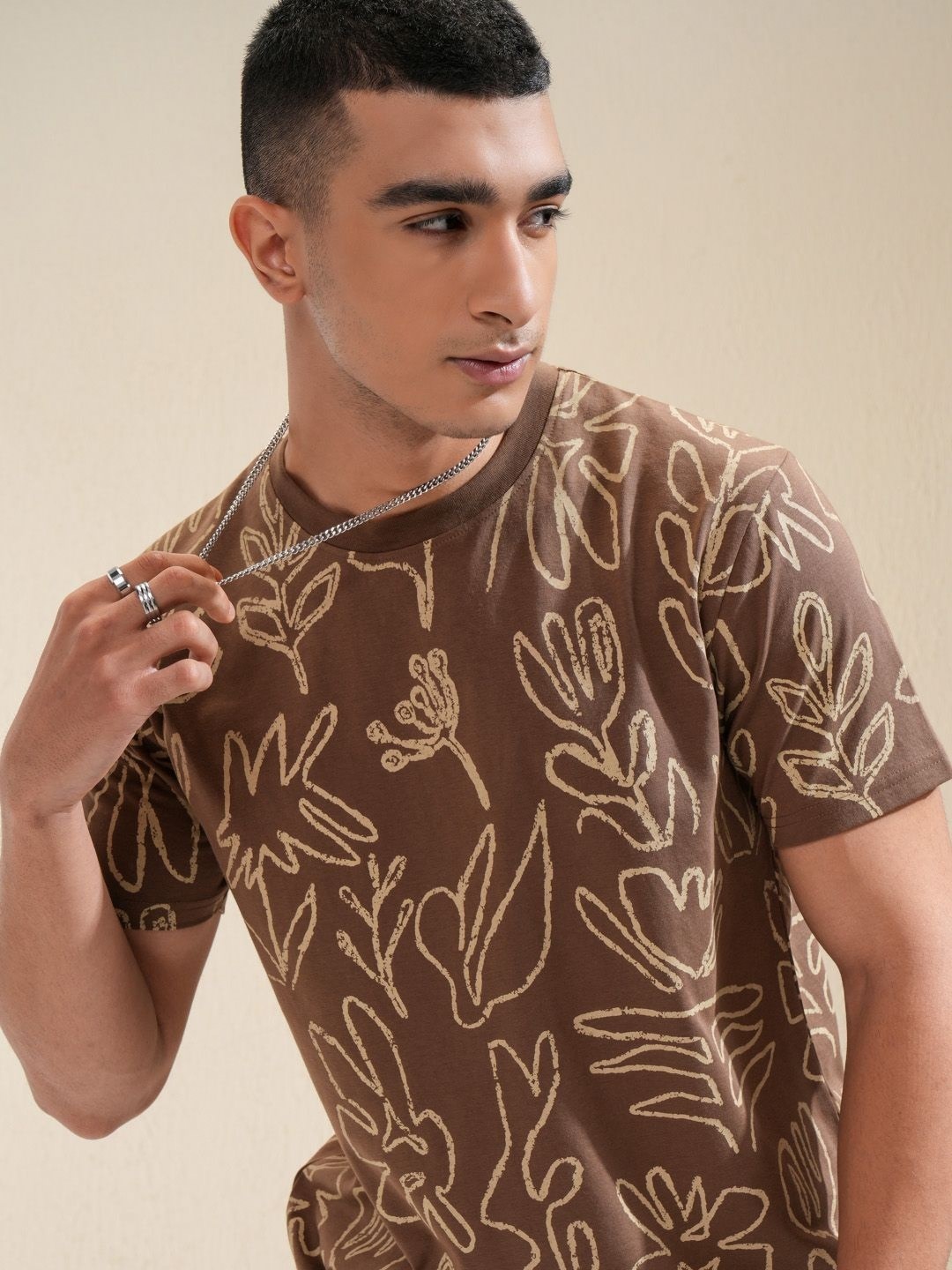 

HIGHLANDER Men Graphic Printed Tropical Round Neck Cotton Relaxed Fit T-Shirt, Brown