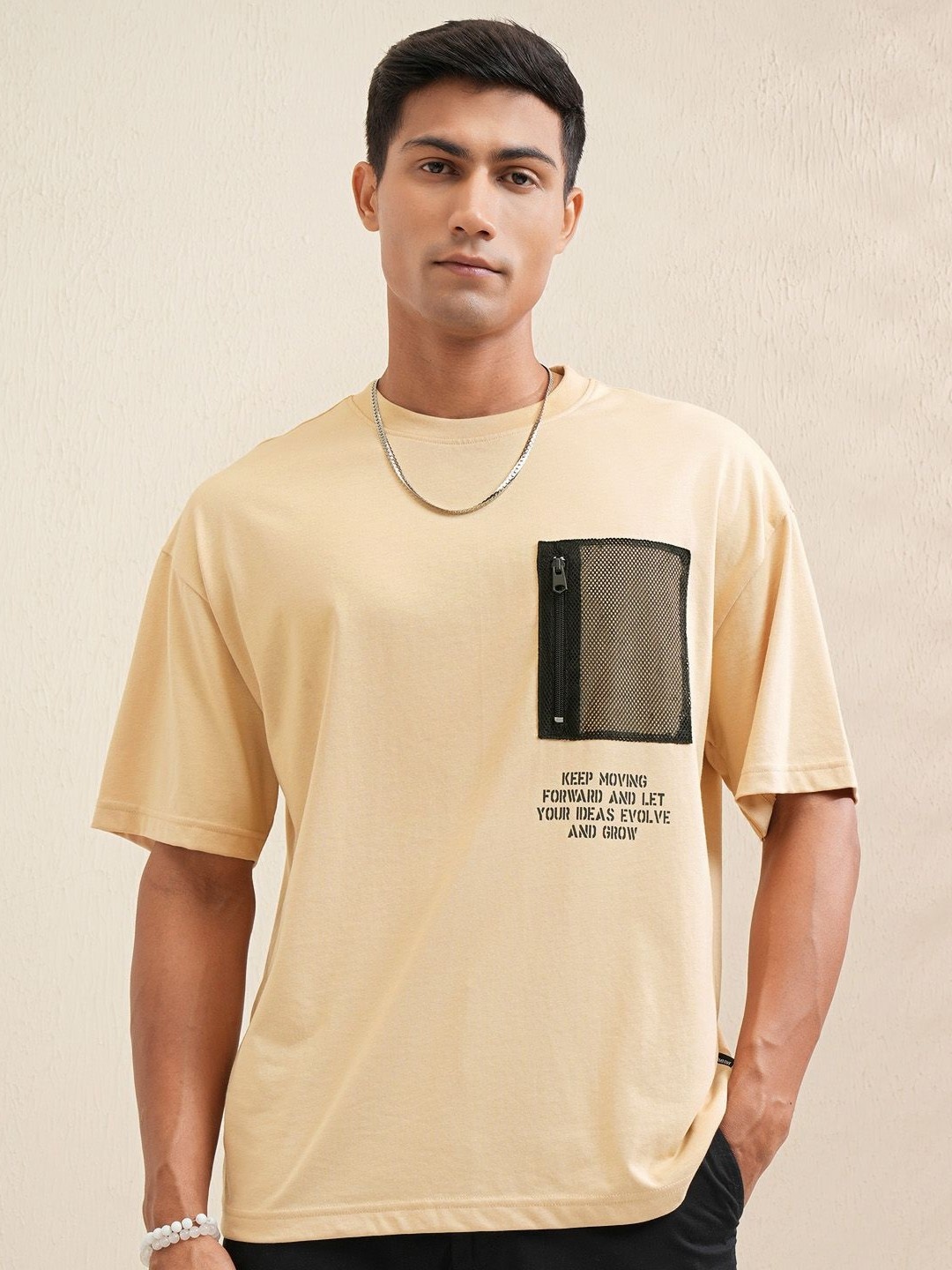 

LOCOMOTIVE Men Printed Raw Edge T-shirt, Beige