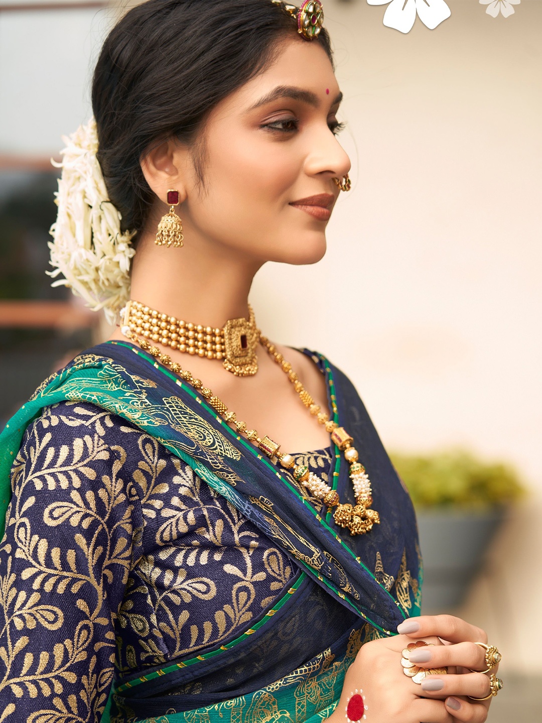 

VIRICA Ethnic Motifs Soft Saree, Green