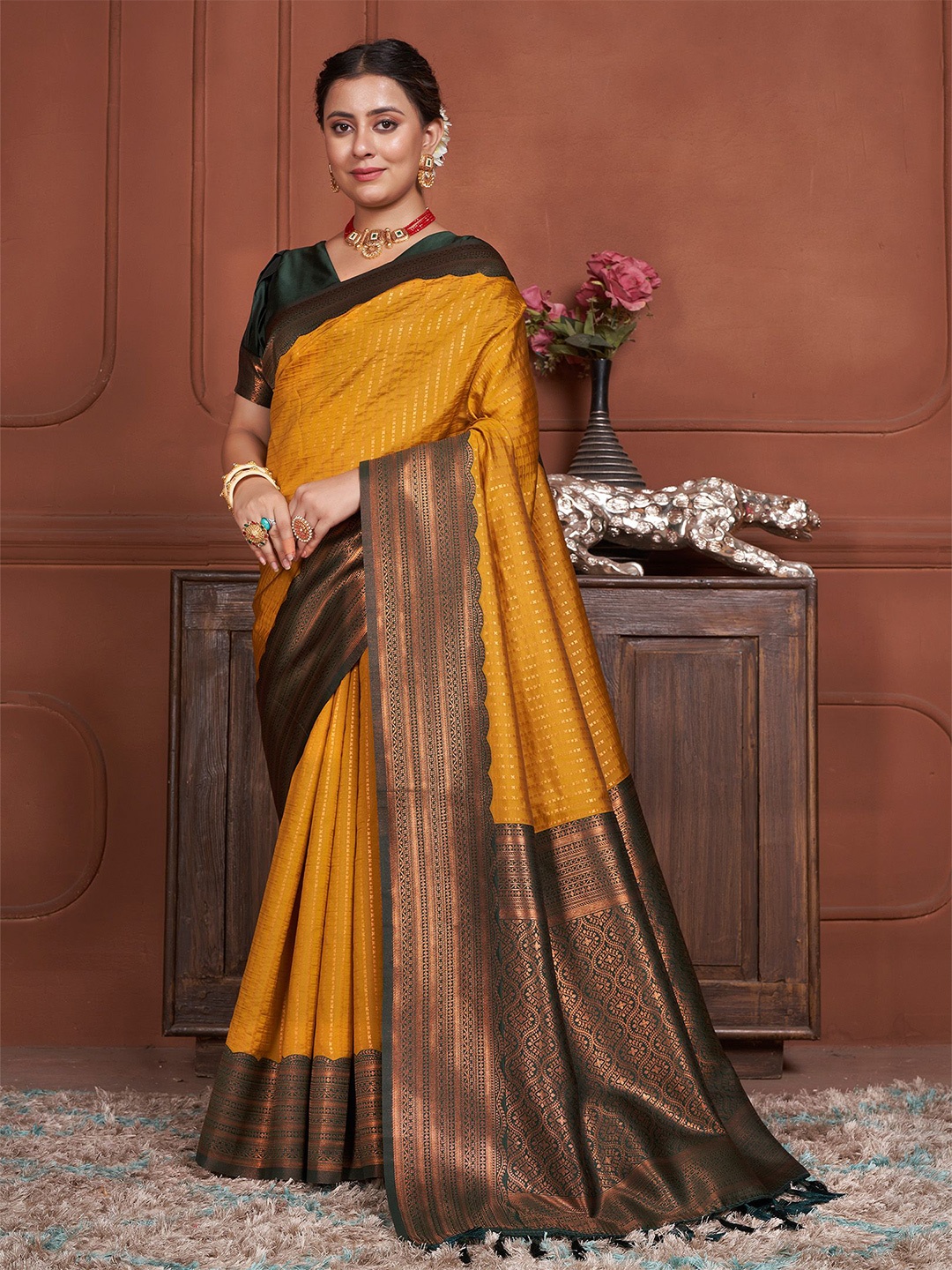 

Anouk Woven Design Striped Zari Kanjeevaram Saree, Yellow