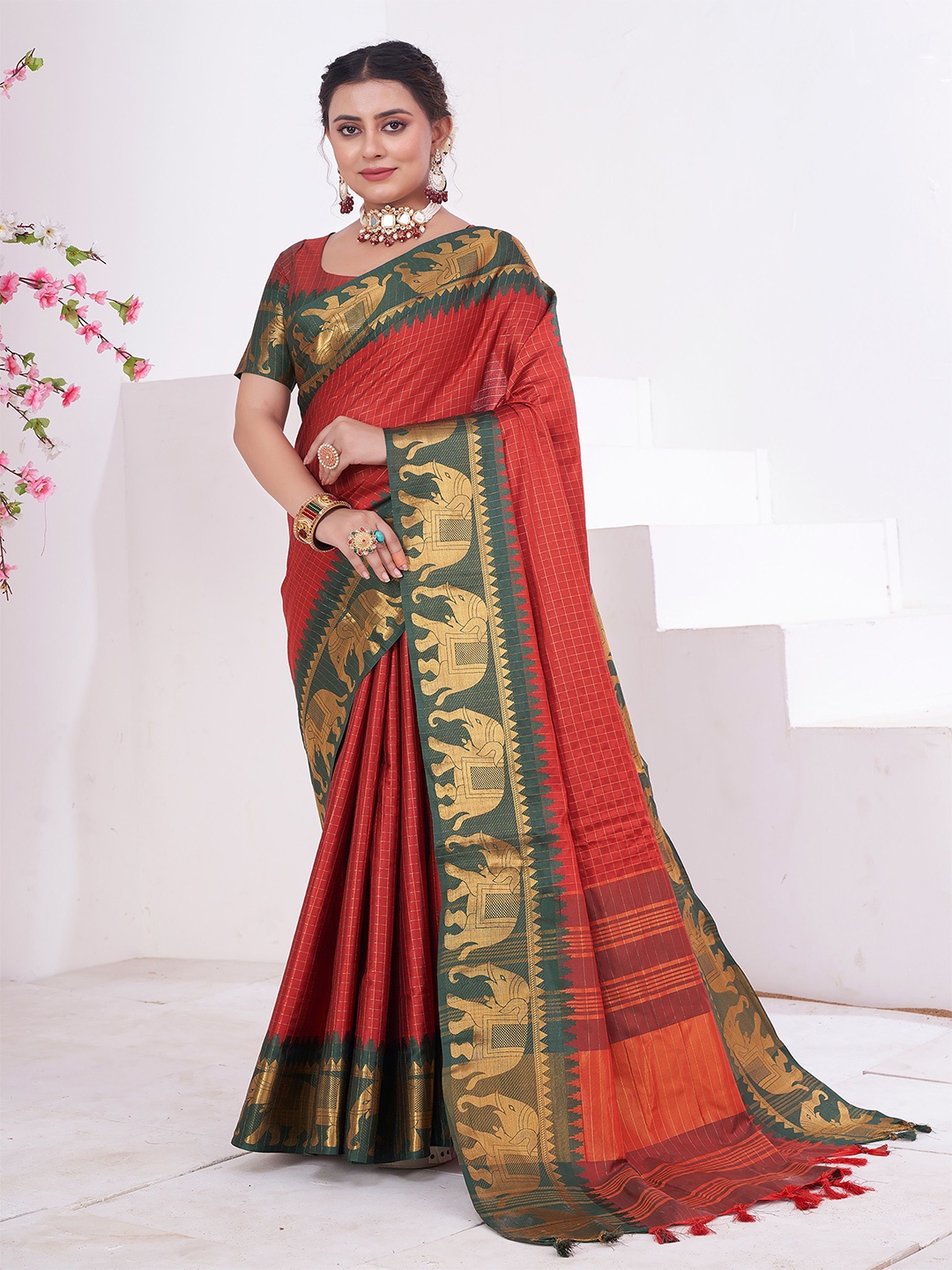 

Anouk Checked Zari Kanjeevaram Saree, Red
