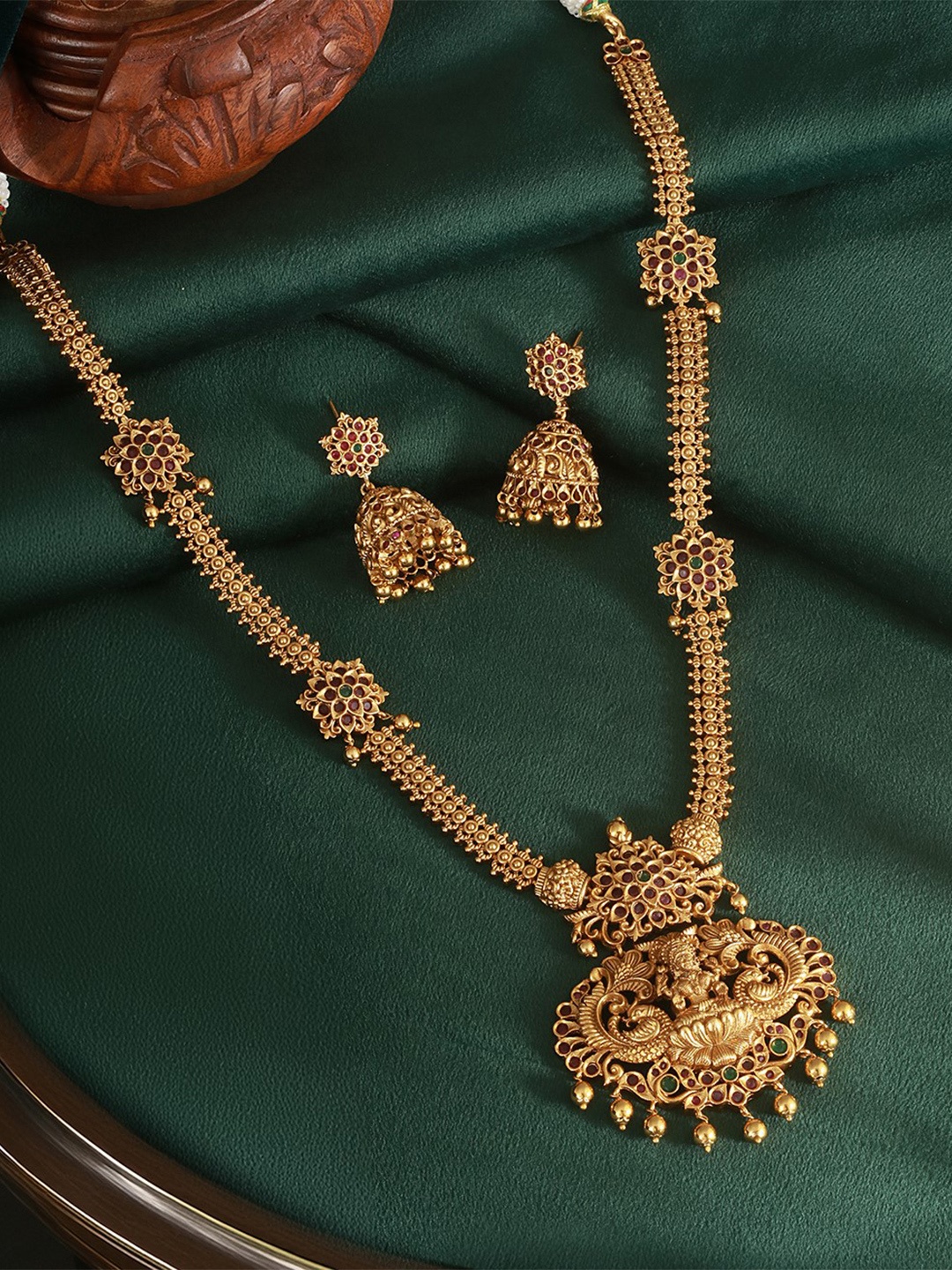 

Saraf RS Jewellery Gold-Plated American Diamond Stone Studded jewellery Set