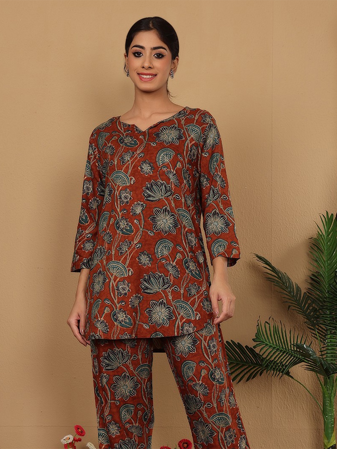 

Varanga Floral Printed Round Neck Tunic With Trouser Co Ords, Brown