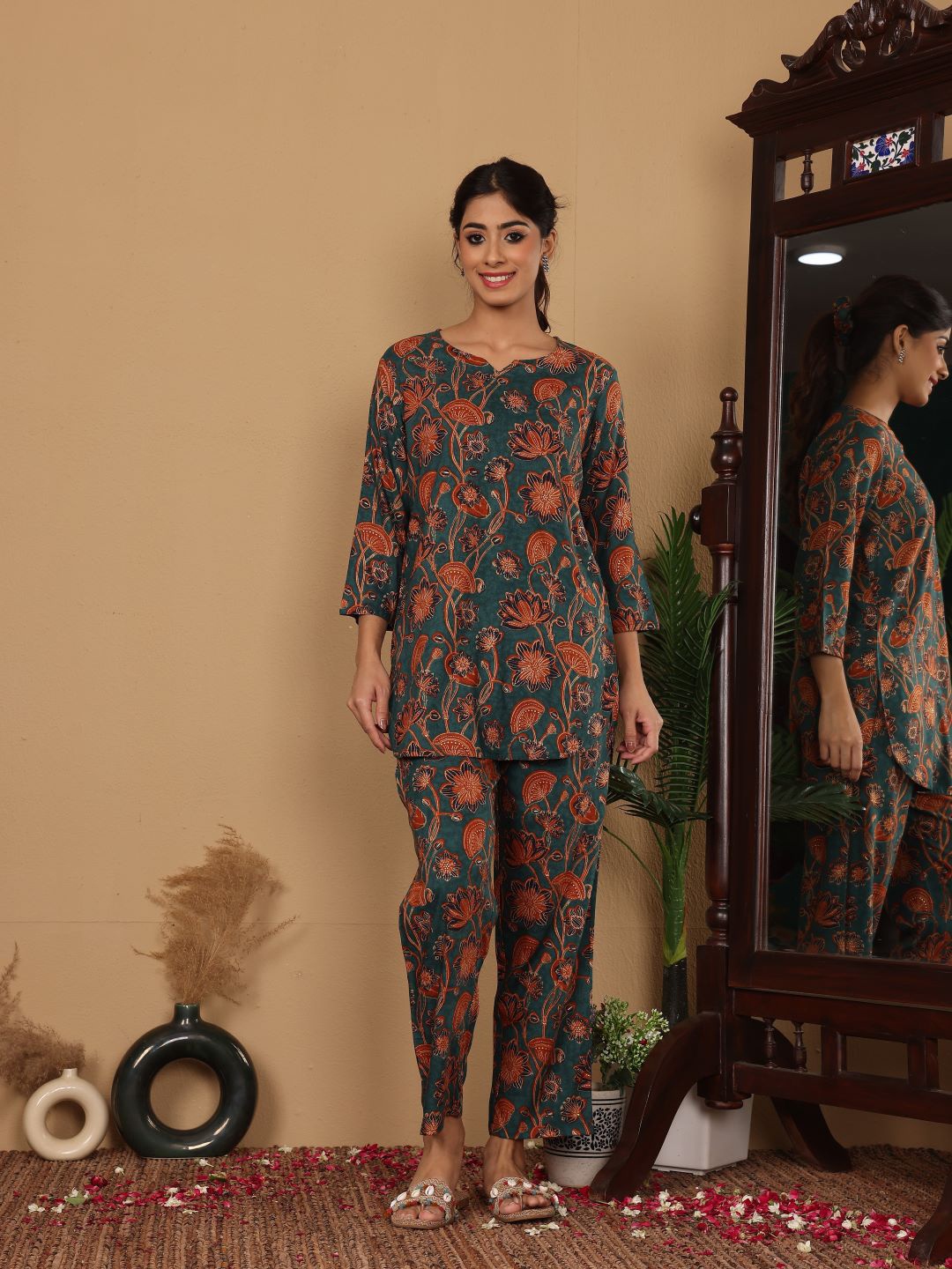 

Varanga Floral Printed Round Neck Tunic With Trouser Co Ords, Green