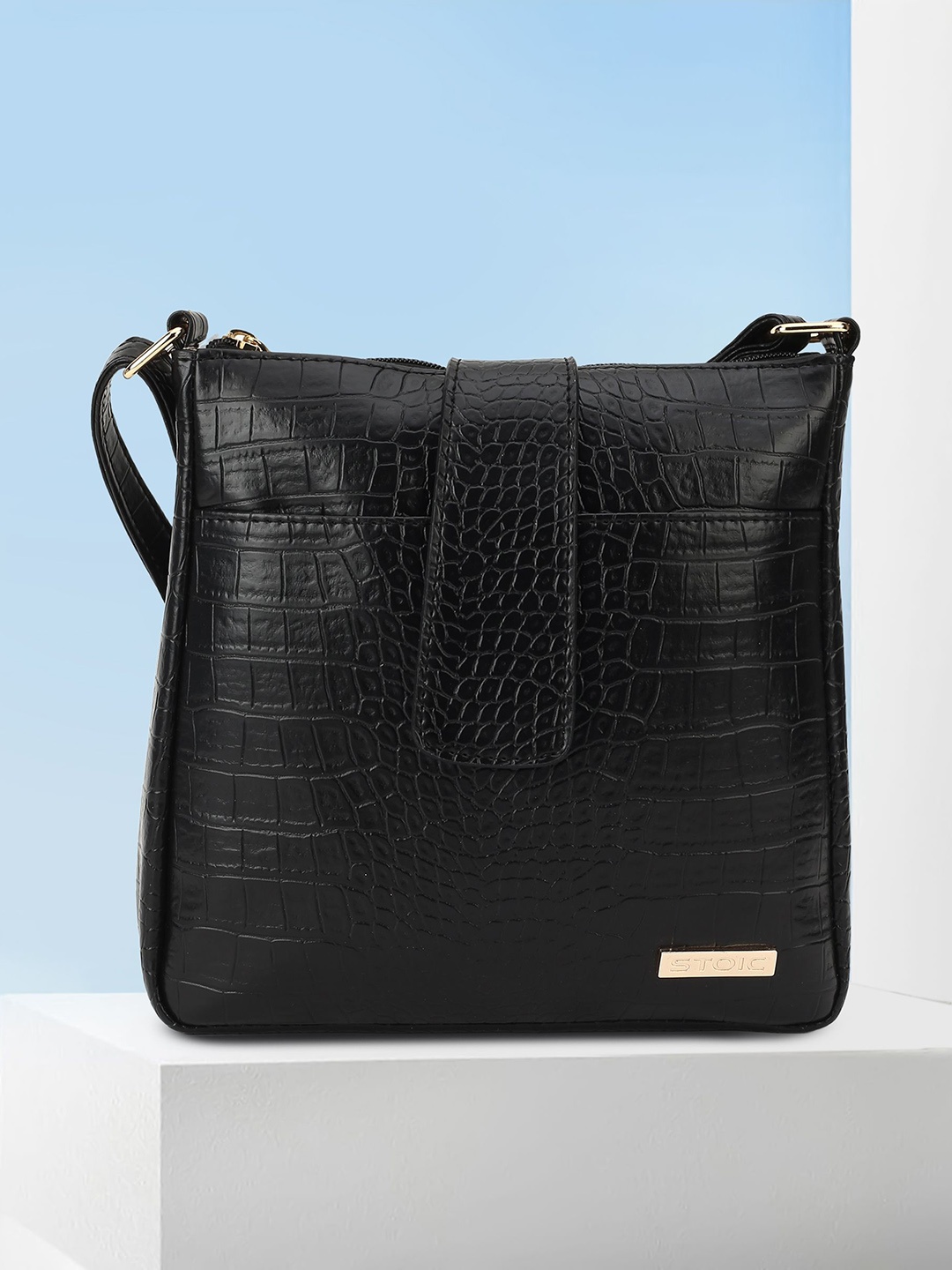 

STOIC Textured Structured Sling Bag, Black