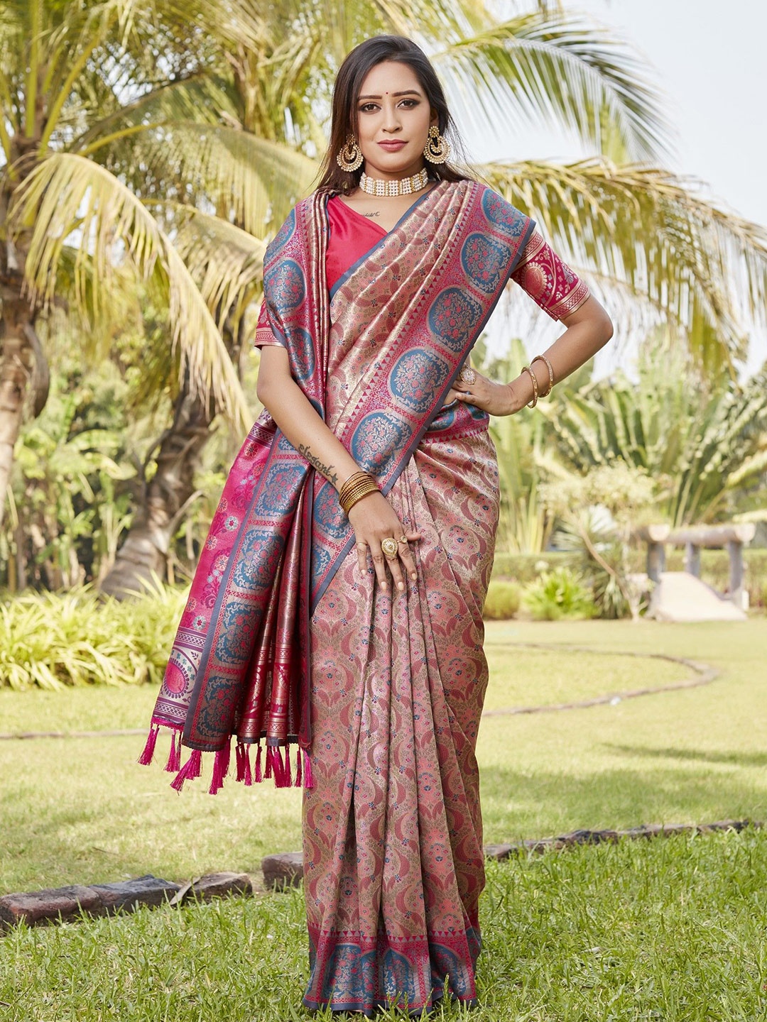 

Anaita Ethnic Motifs Zari Pure Silk Kanjeevaram Saree, Beige