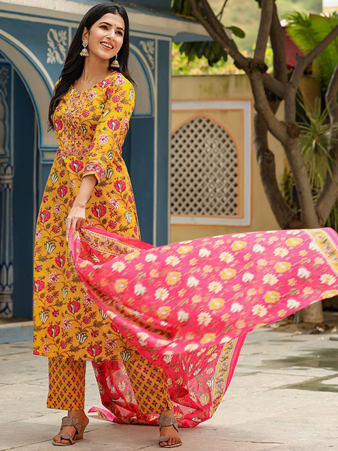

Anouk Yellow Floral Printed Round Neck Regular Kurta with Trousers & Dupatta