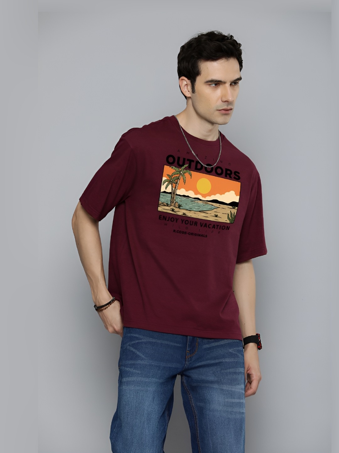 

The Roadster Lifestyle Co.Men Graphic Printed Round Neck Cotton Oversized T-Shirt, Burgundy