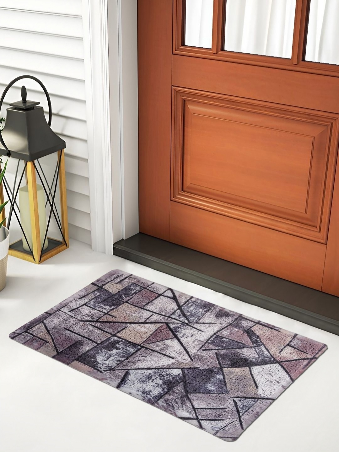

FABINALIV Grey & Black Geometric Anti-Skid Doormat