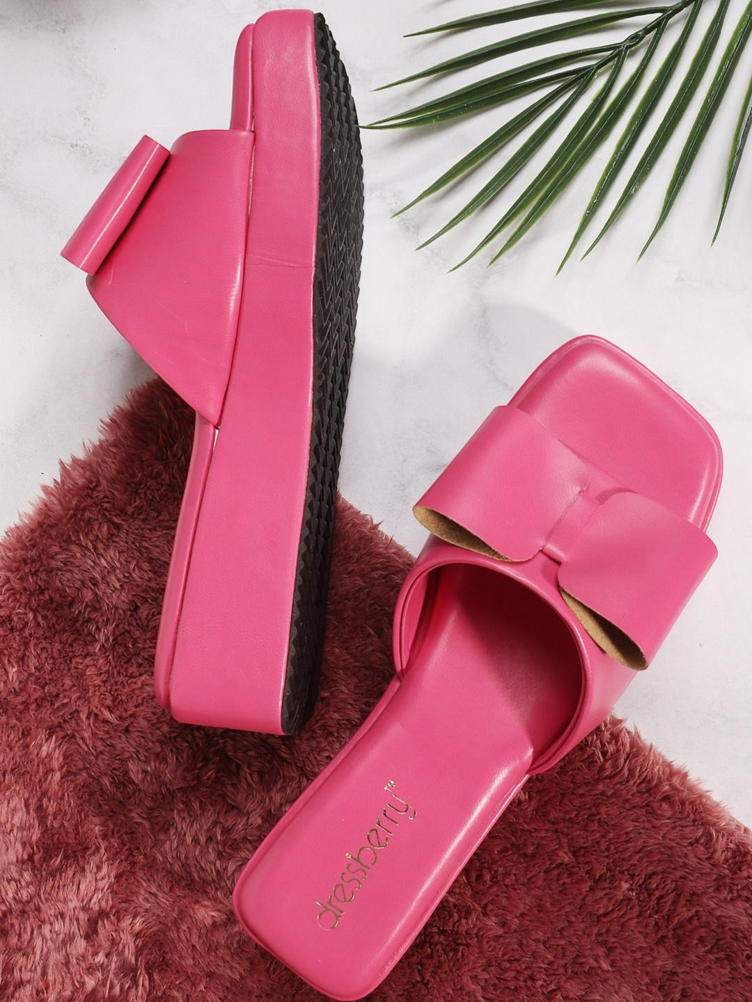 

DressBerry Women Open Toe Flatform Sandals With Bows, Pink